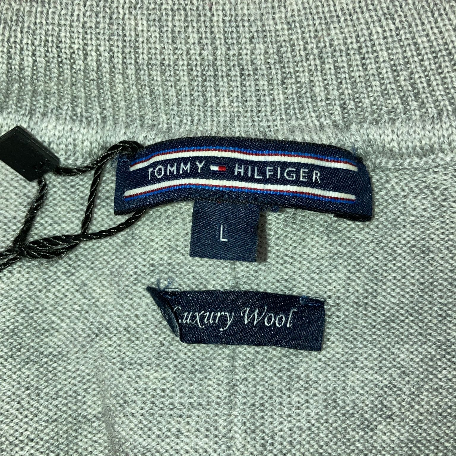 Tommy Hilfiger