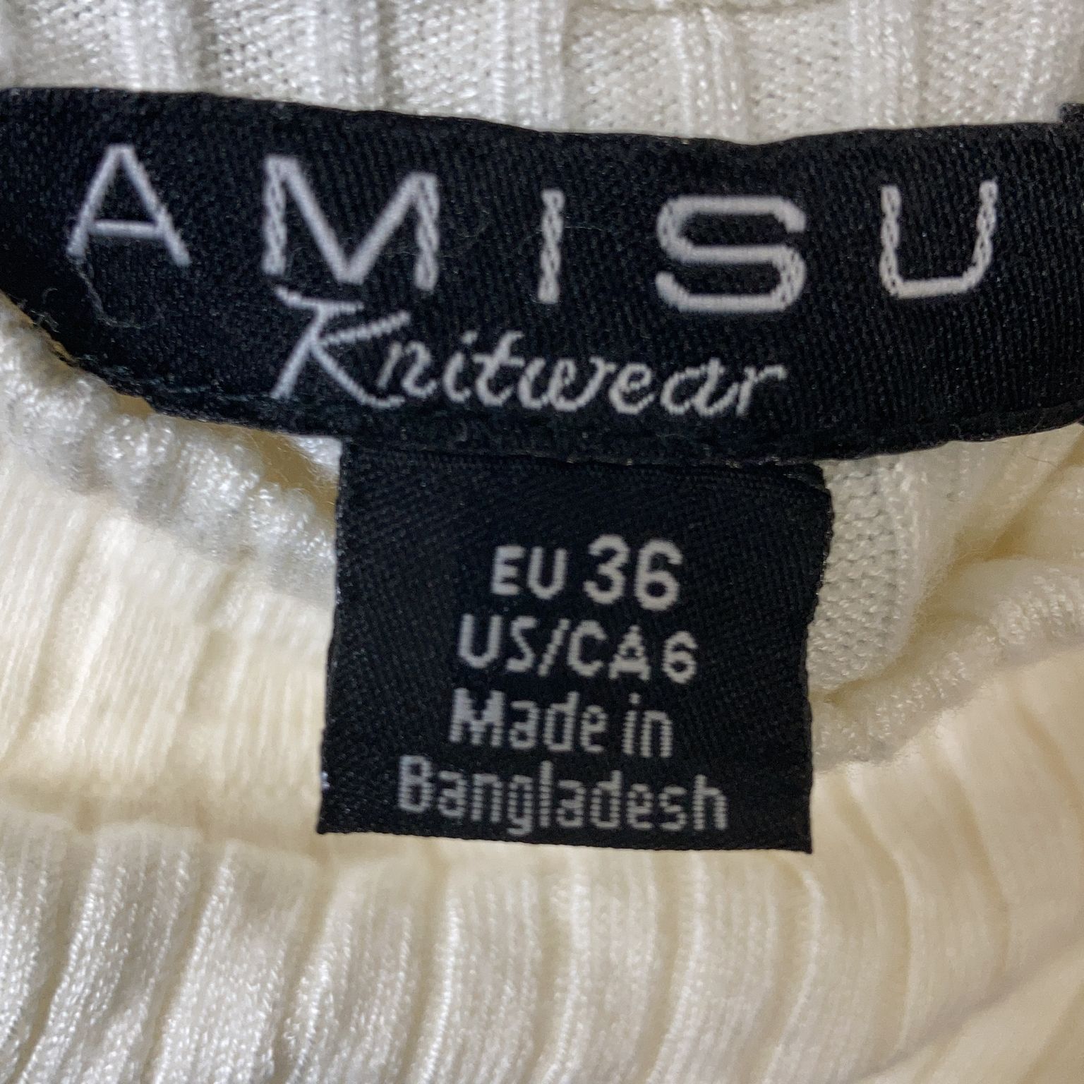 Amisu Knitwear