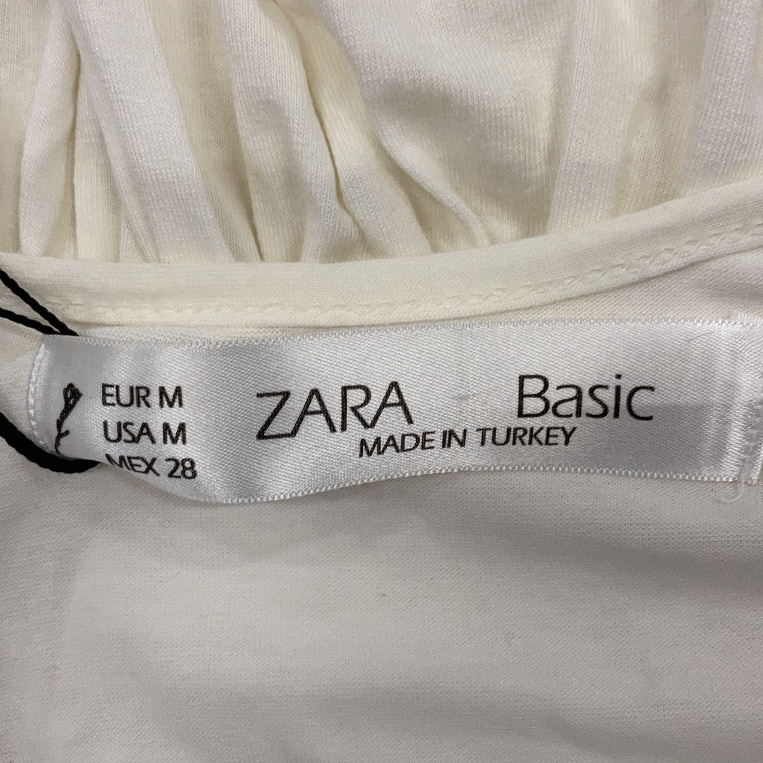 Zara Basic