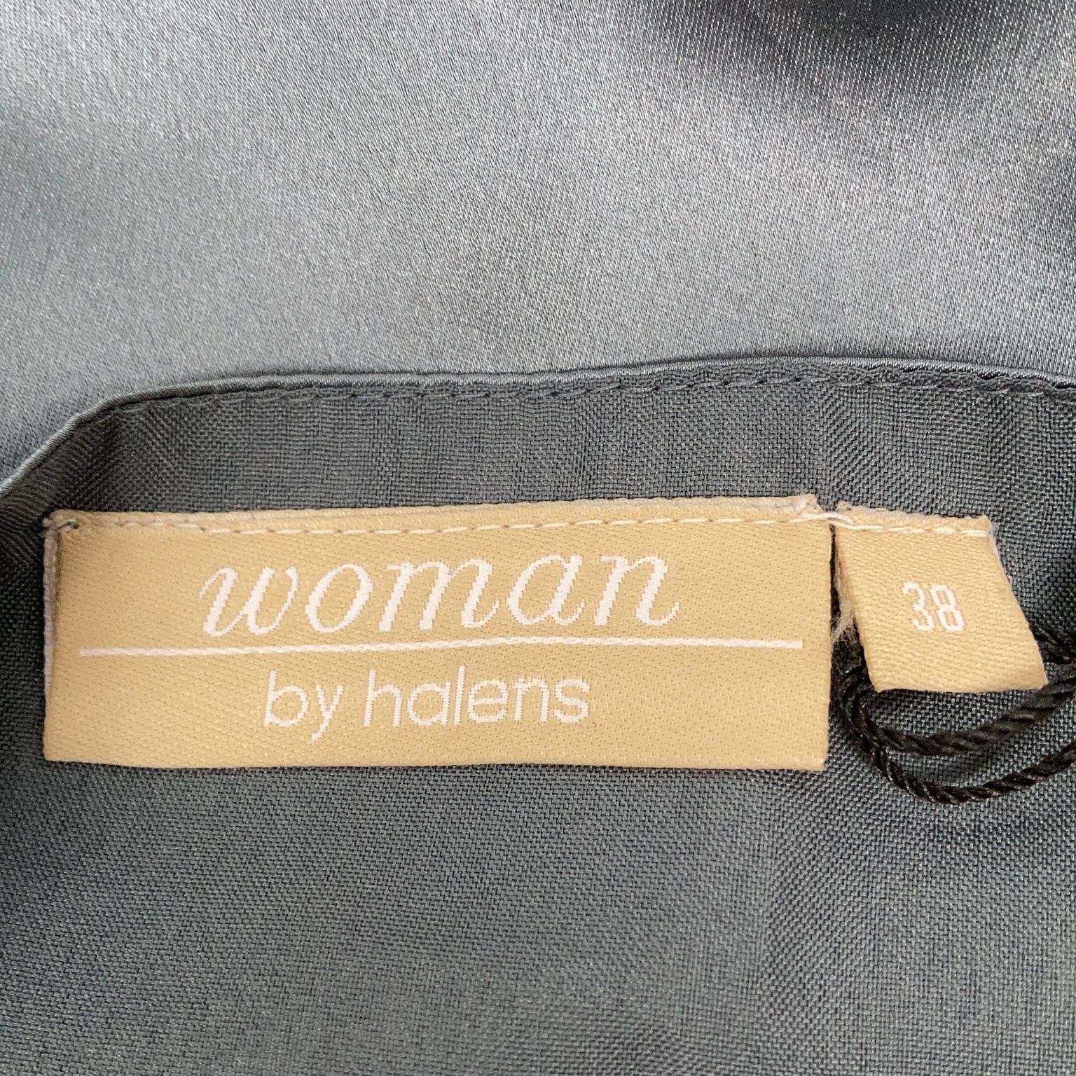 Woman by Halens