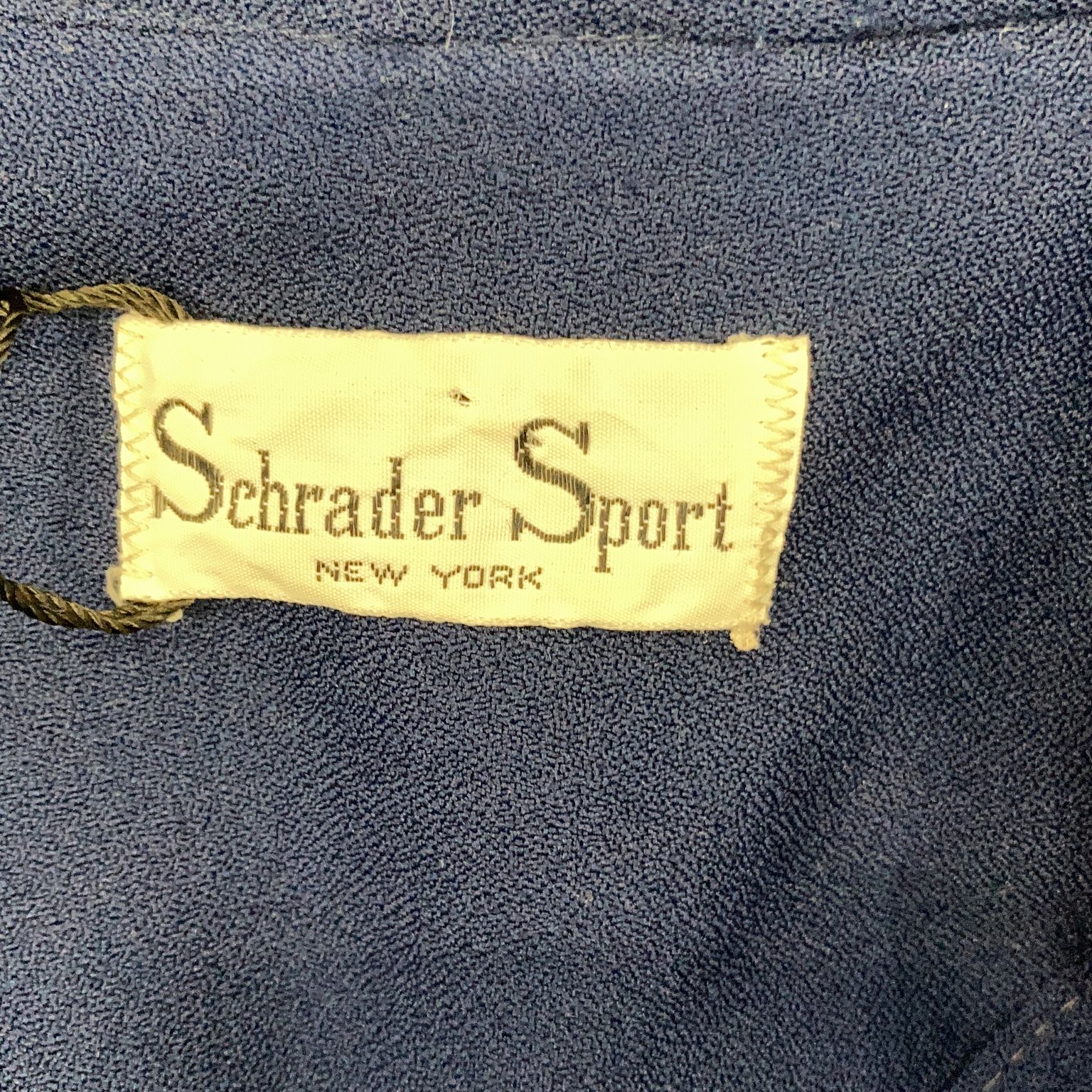 Schrader Sport