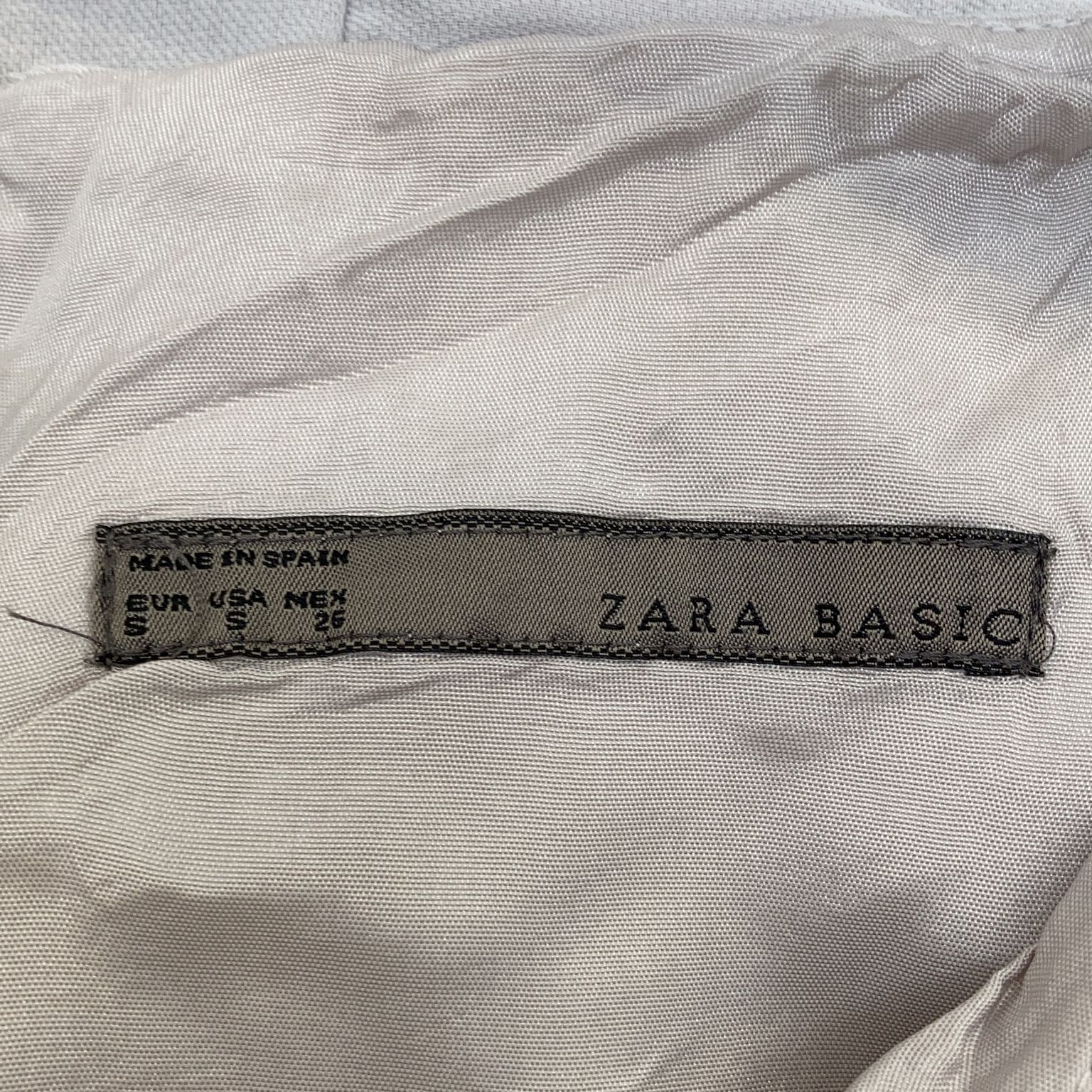 Zara Basic