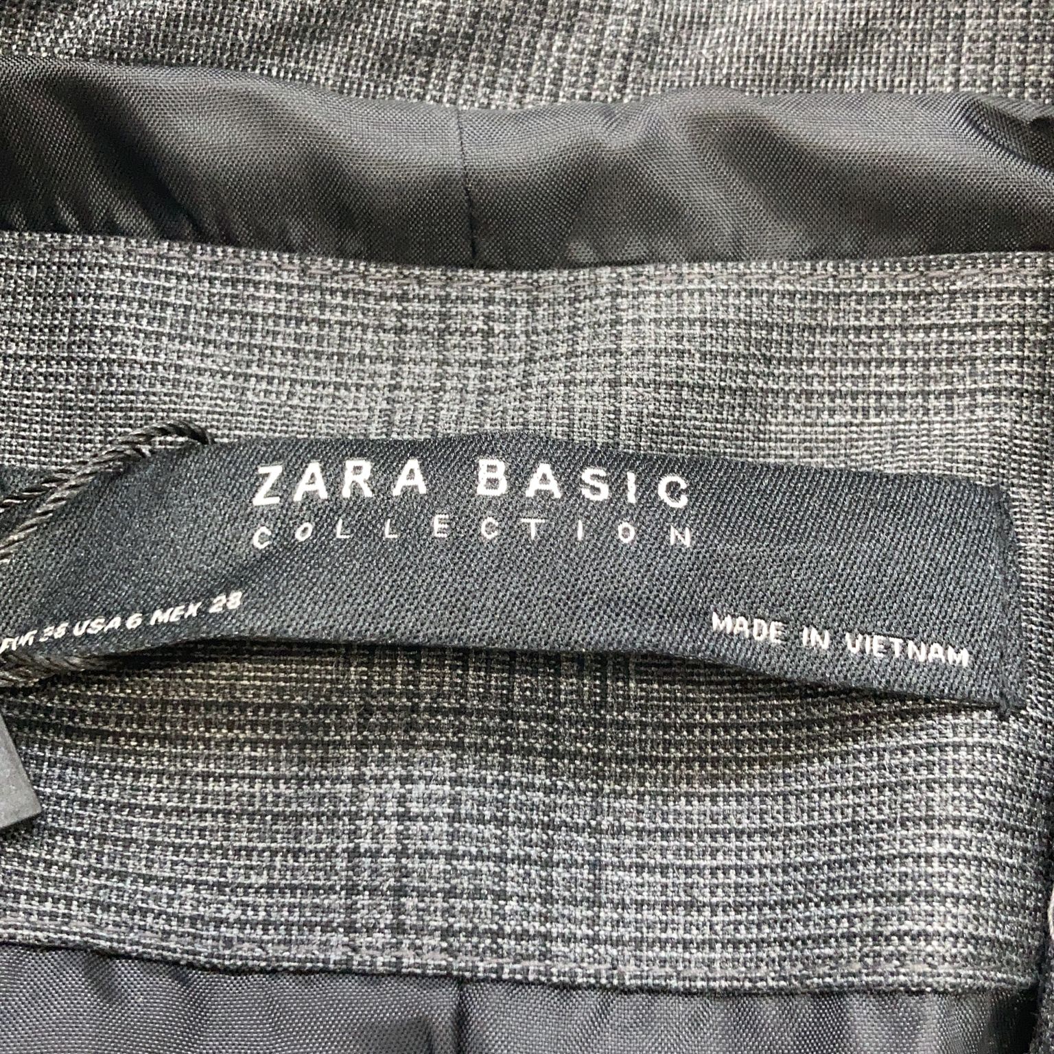 Zara Basic