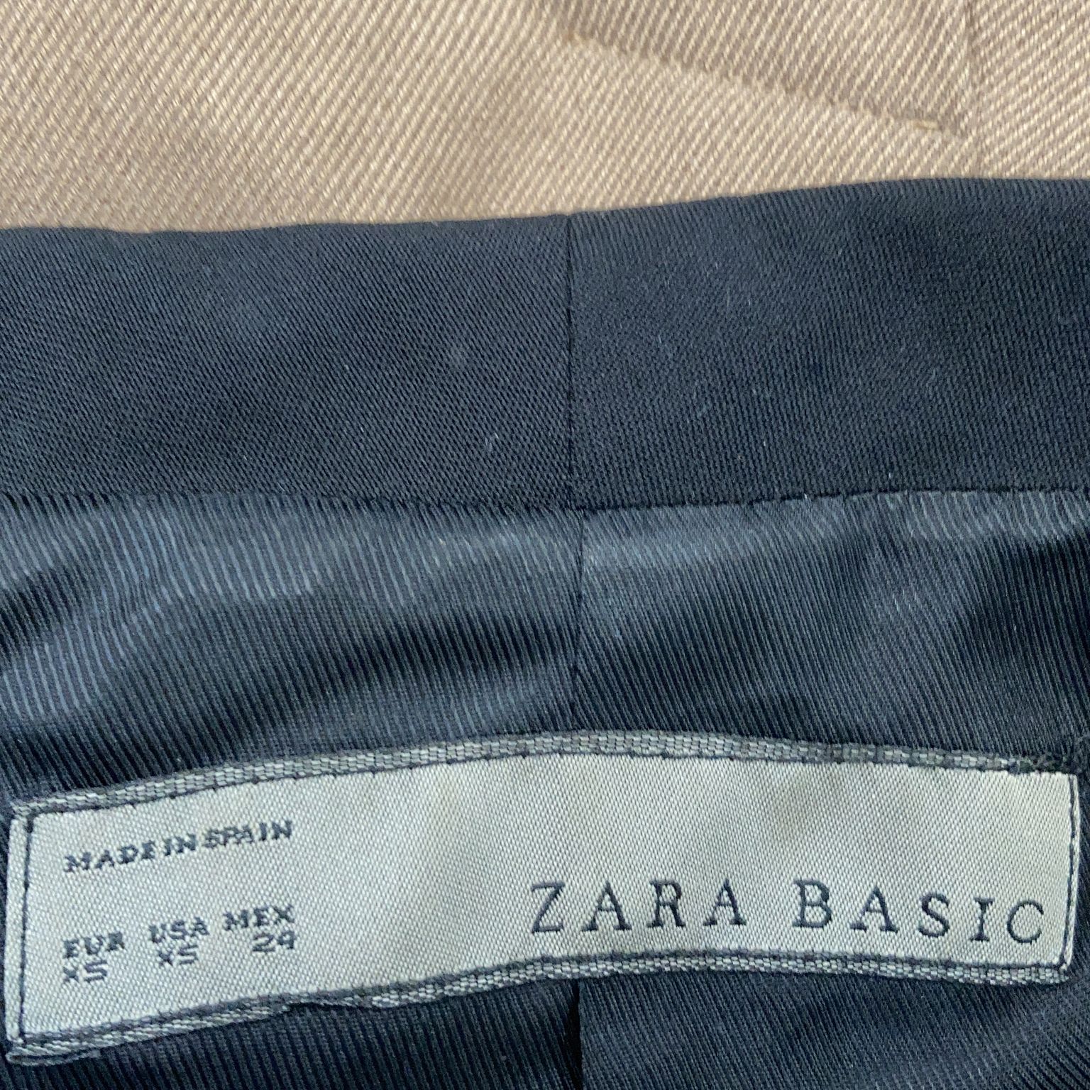 Zara Basic