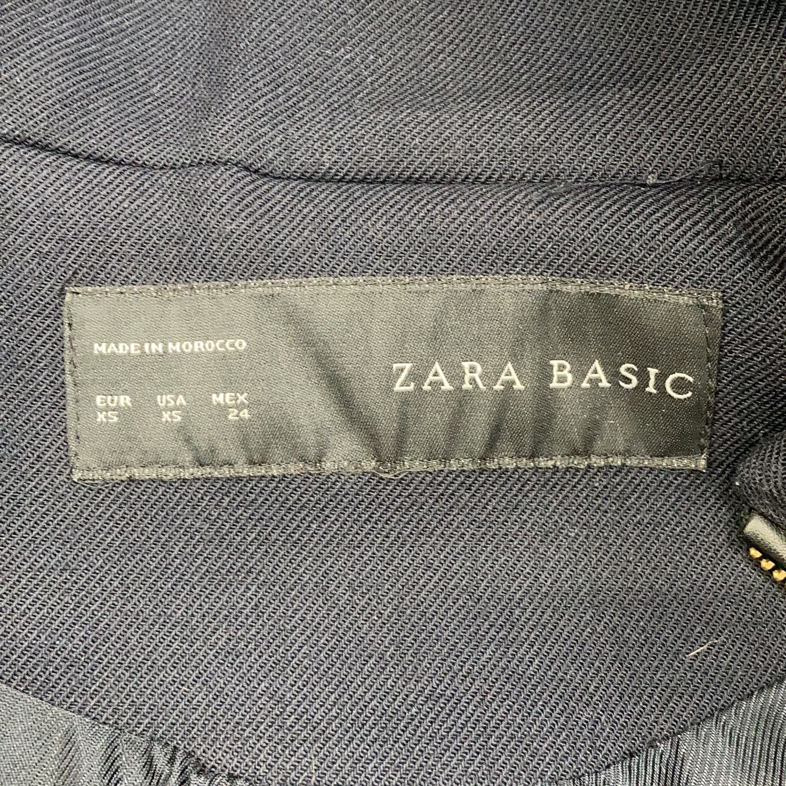 Zara Basic