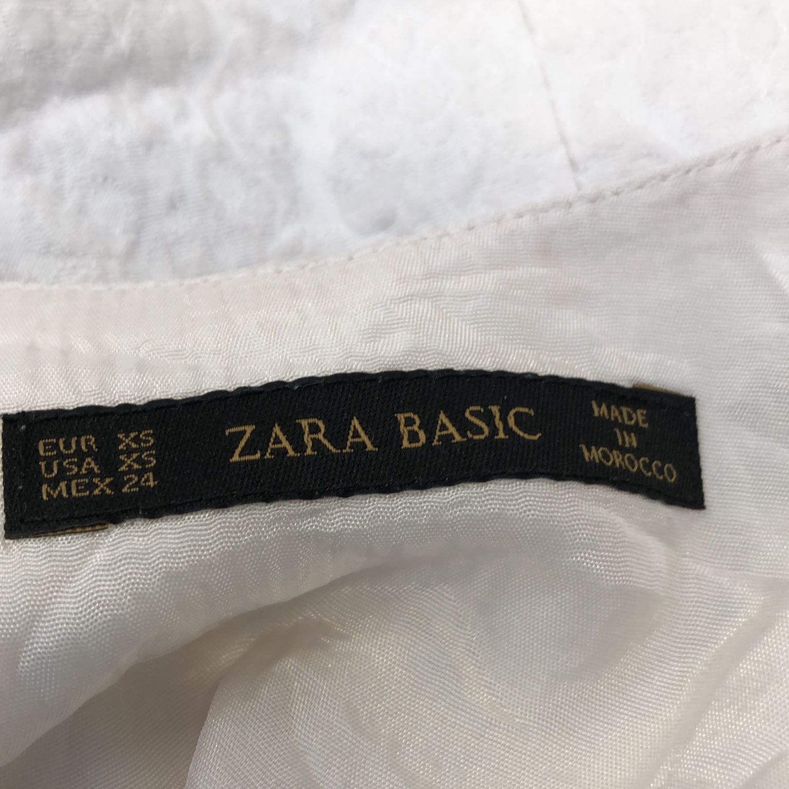 Zara Basic