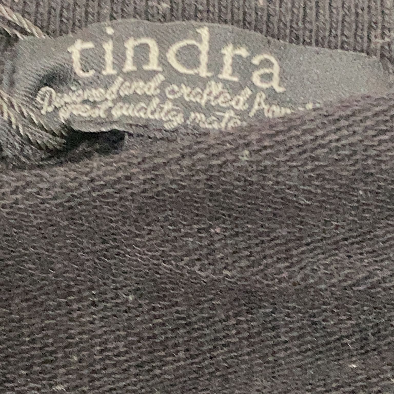 Tindra