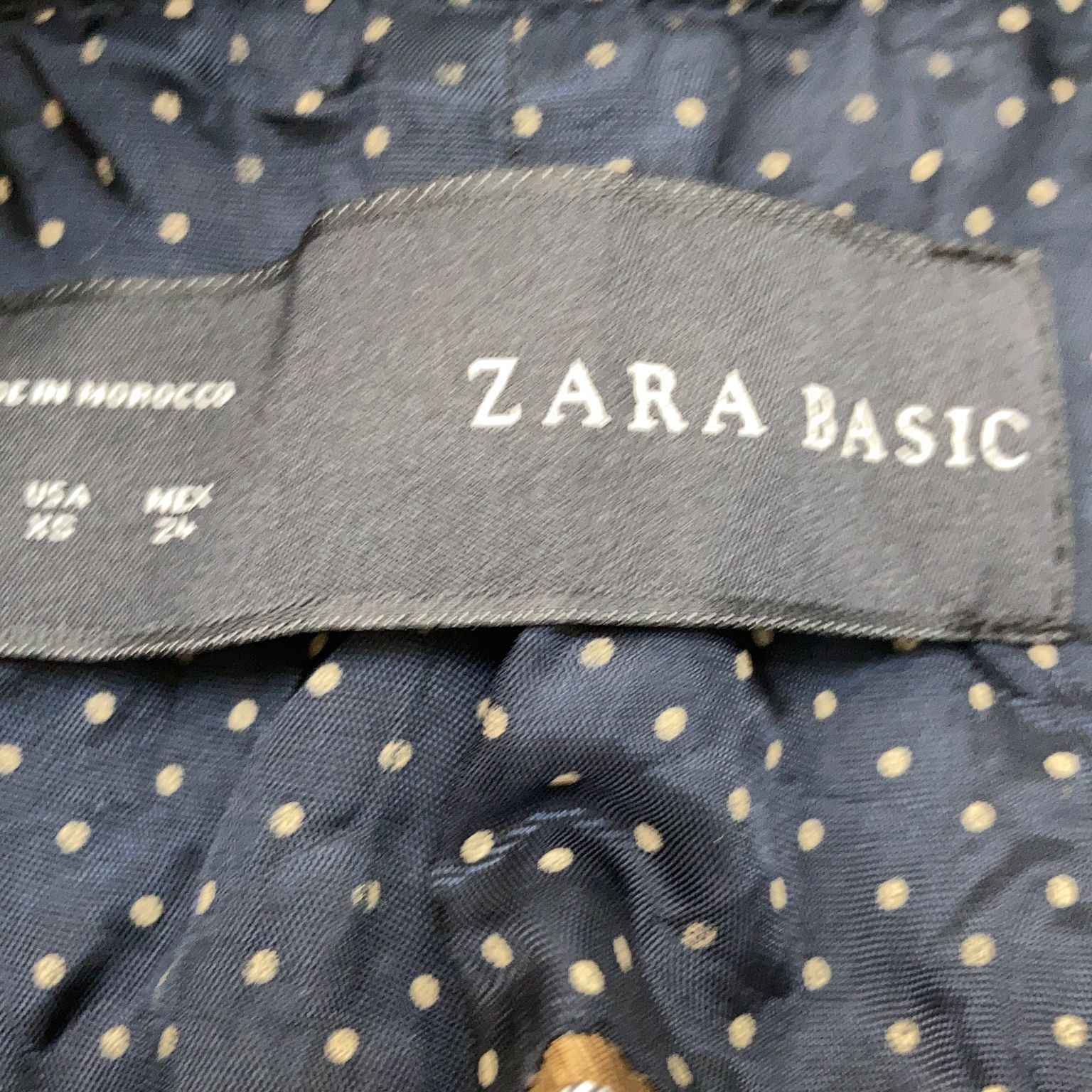 Zara Basic