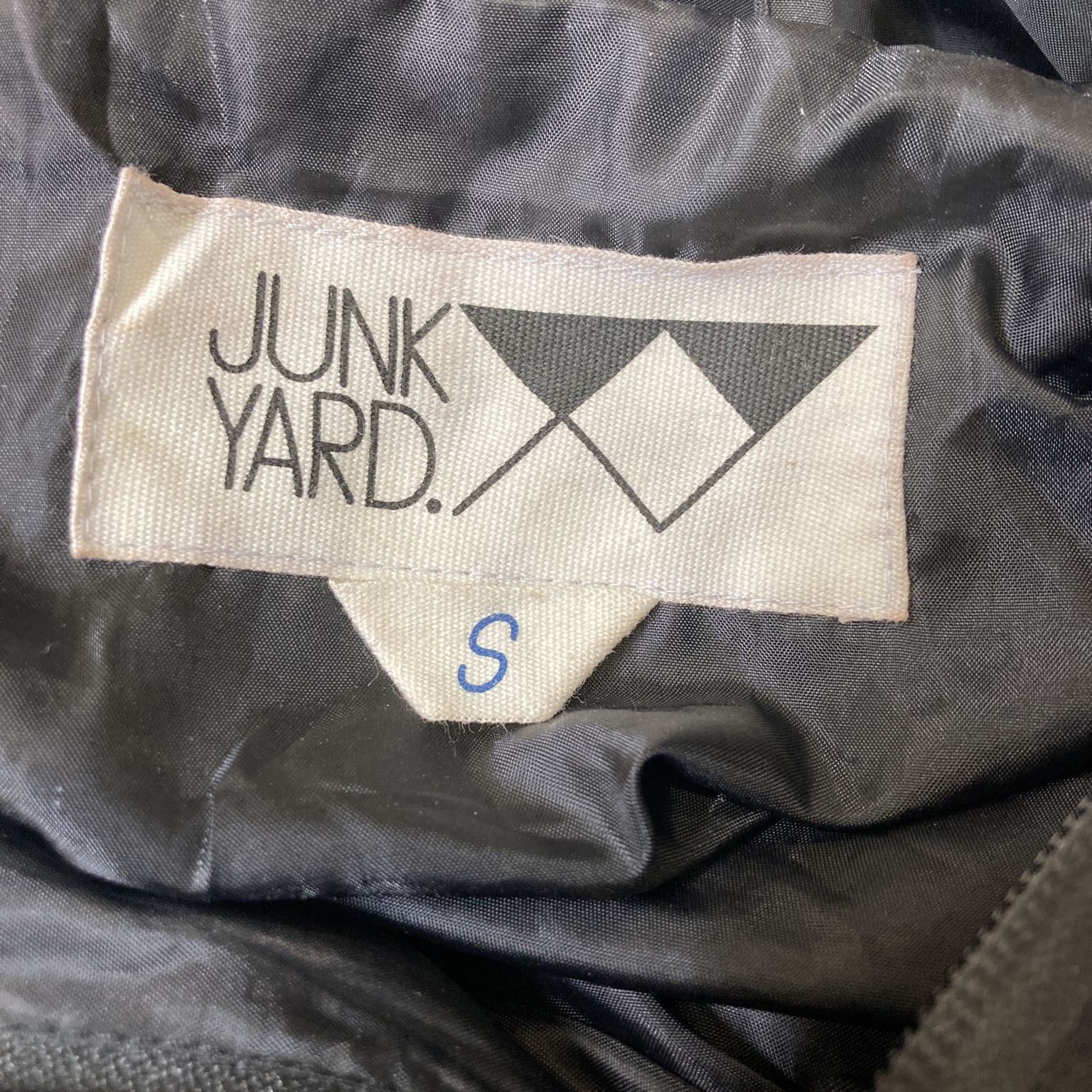 Junkyard XX-XY