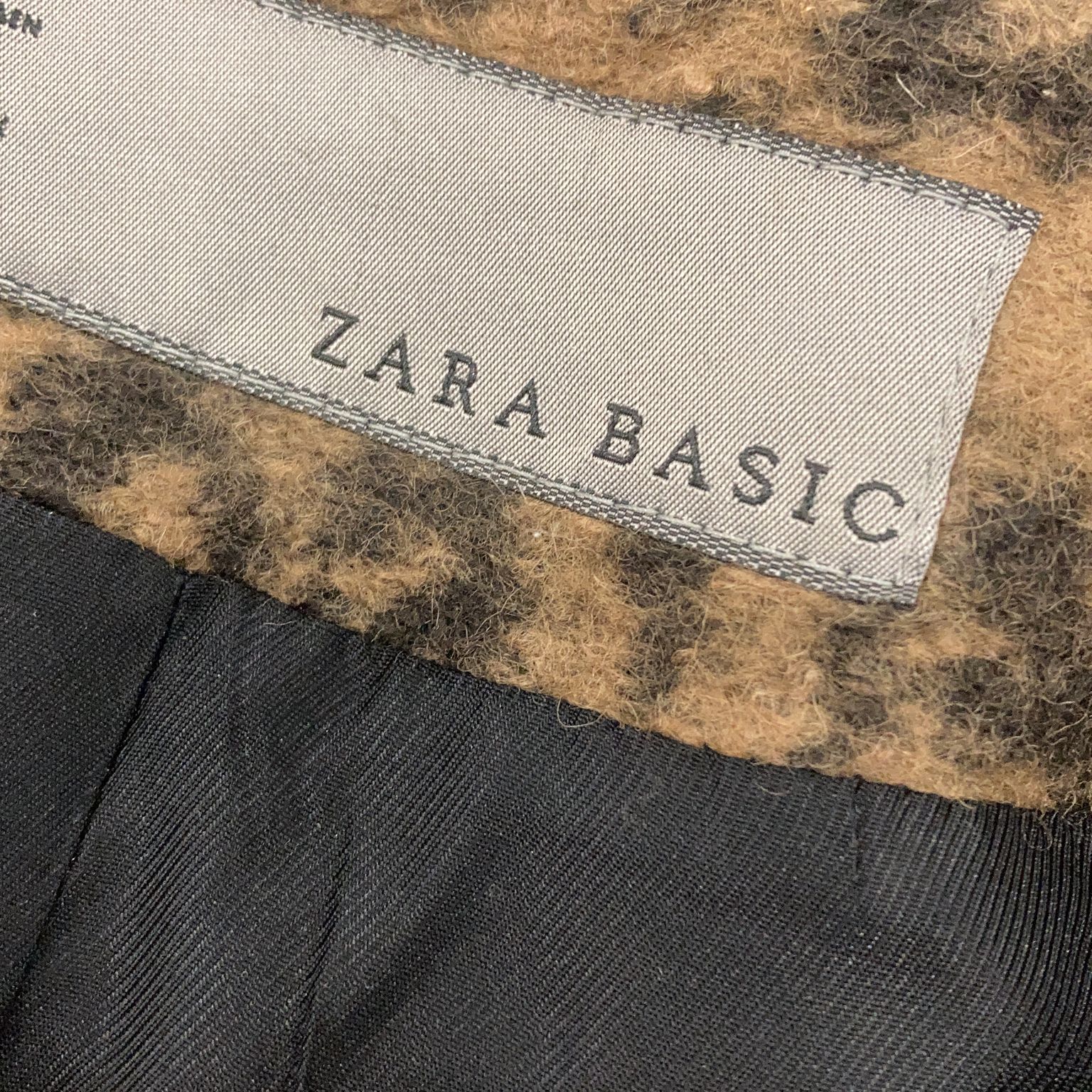 Zara Basic