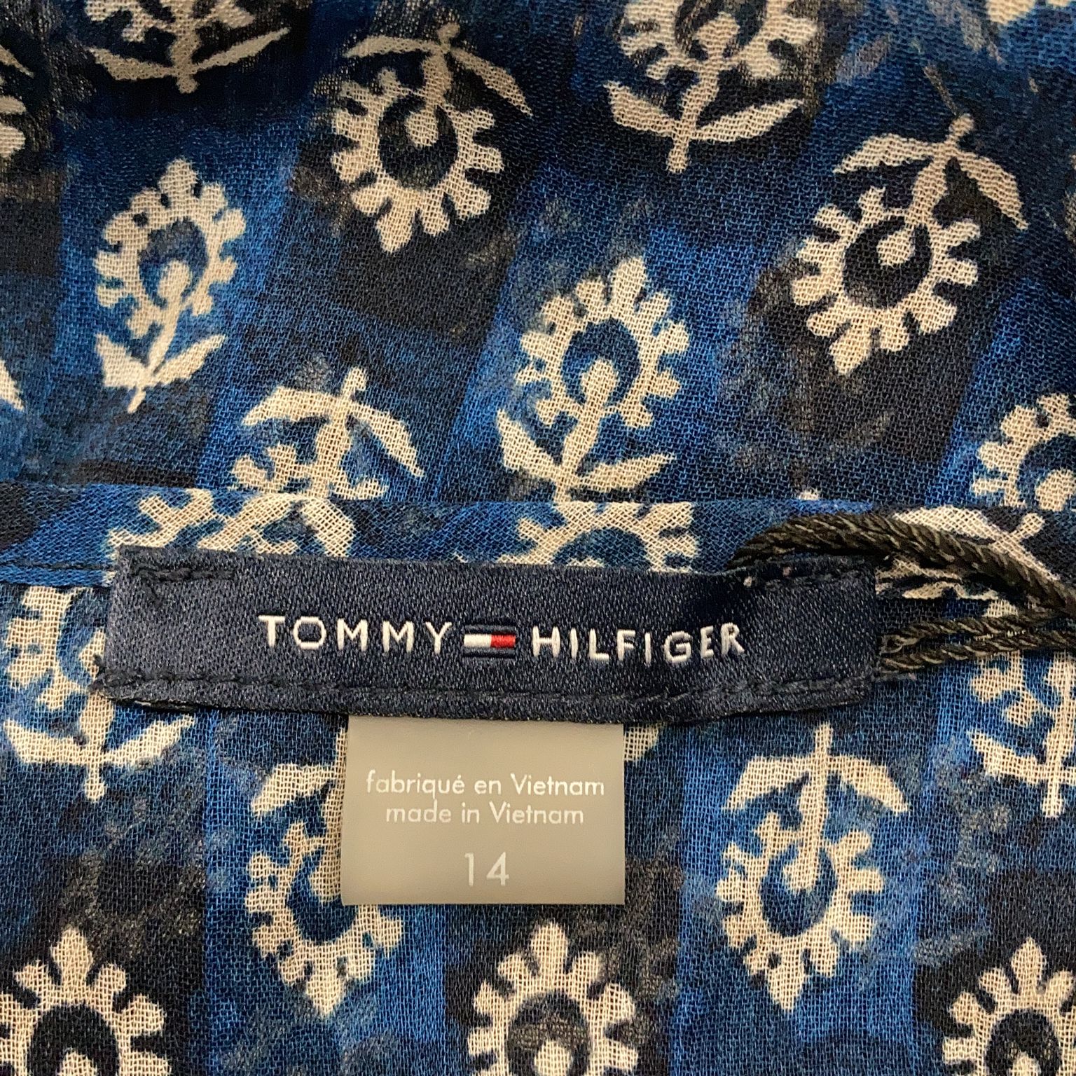 Tommy Hilfiger