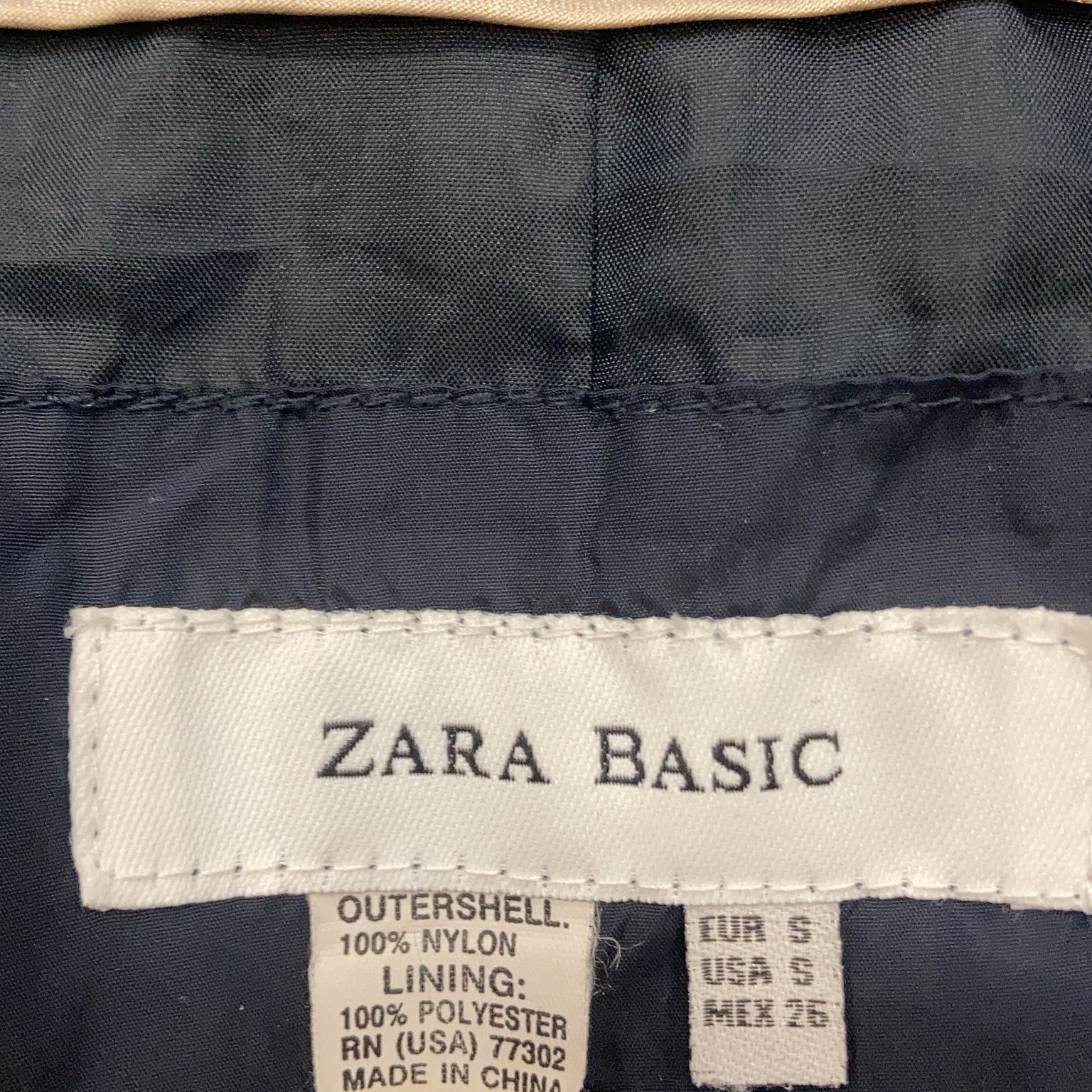 Zara Basic