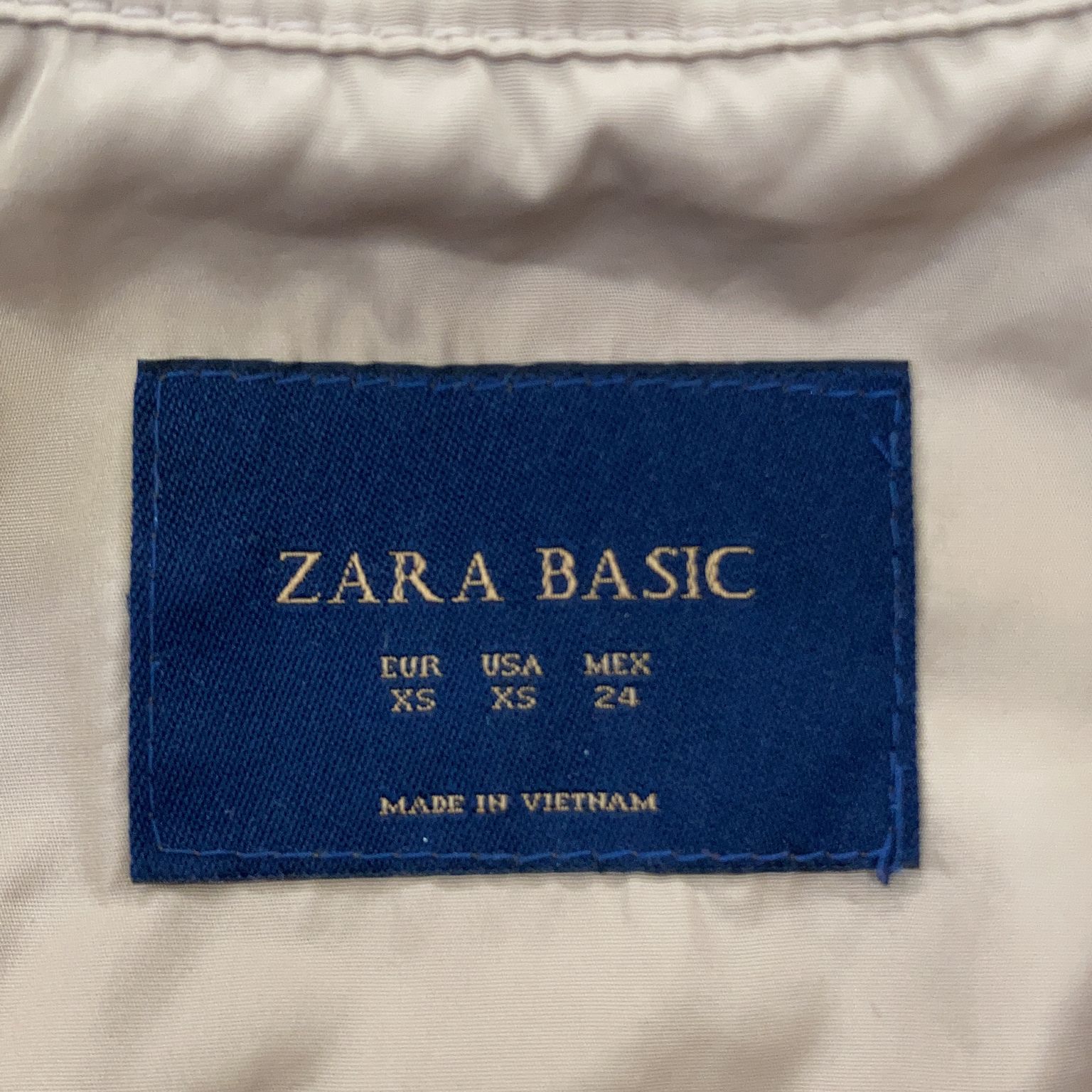 Zara Basic