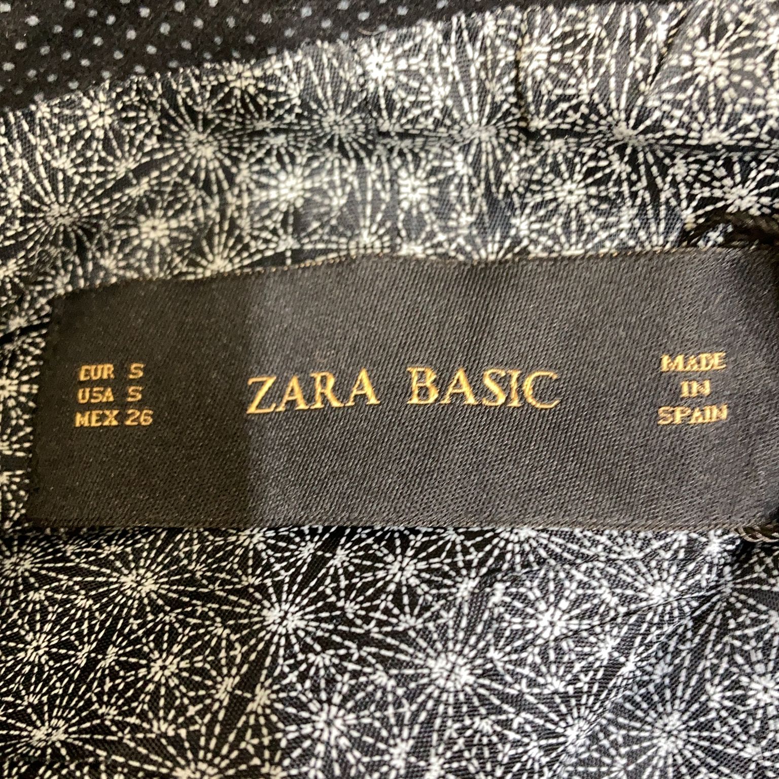 Zara Basic