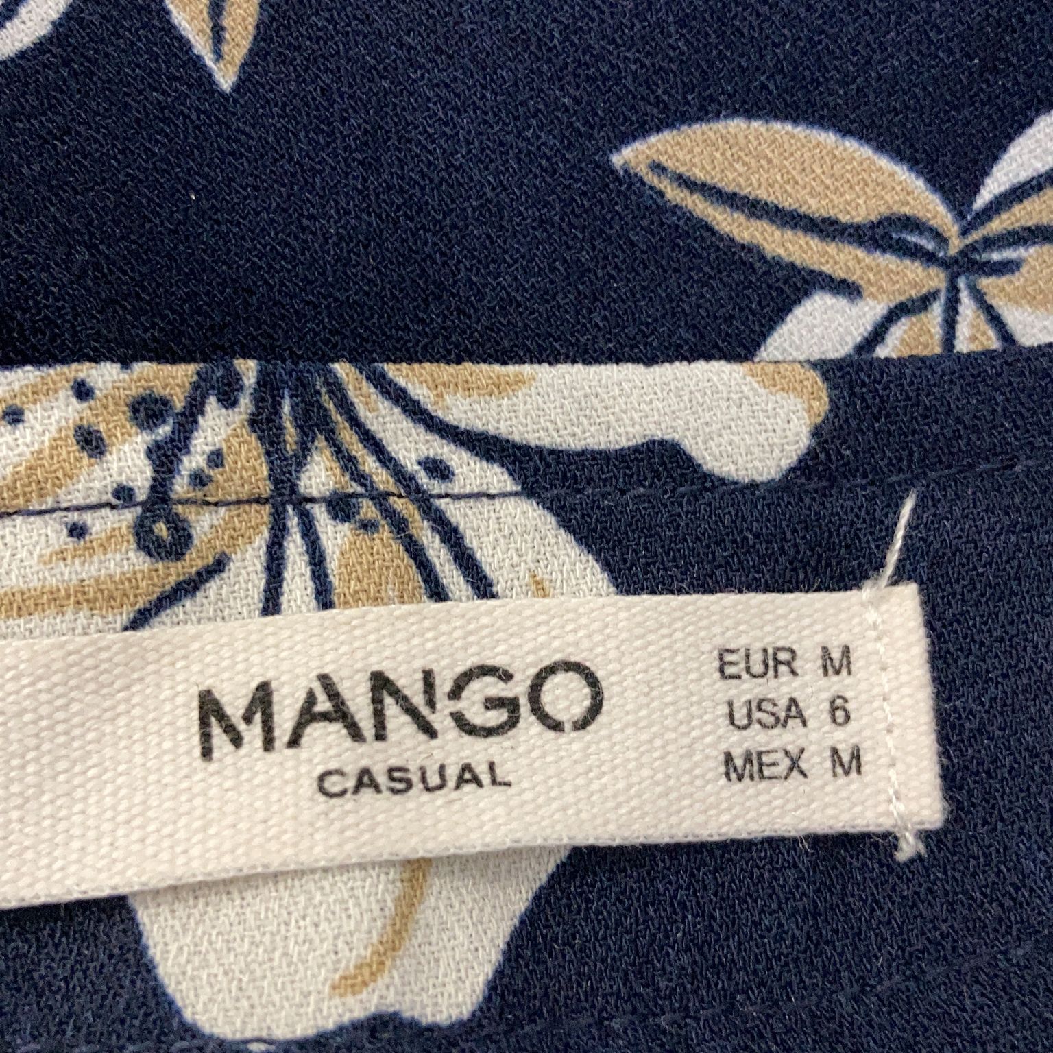 Mango Casual