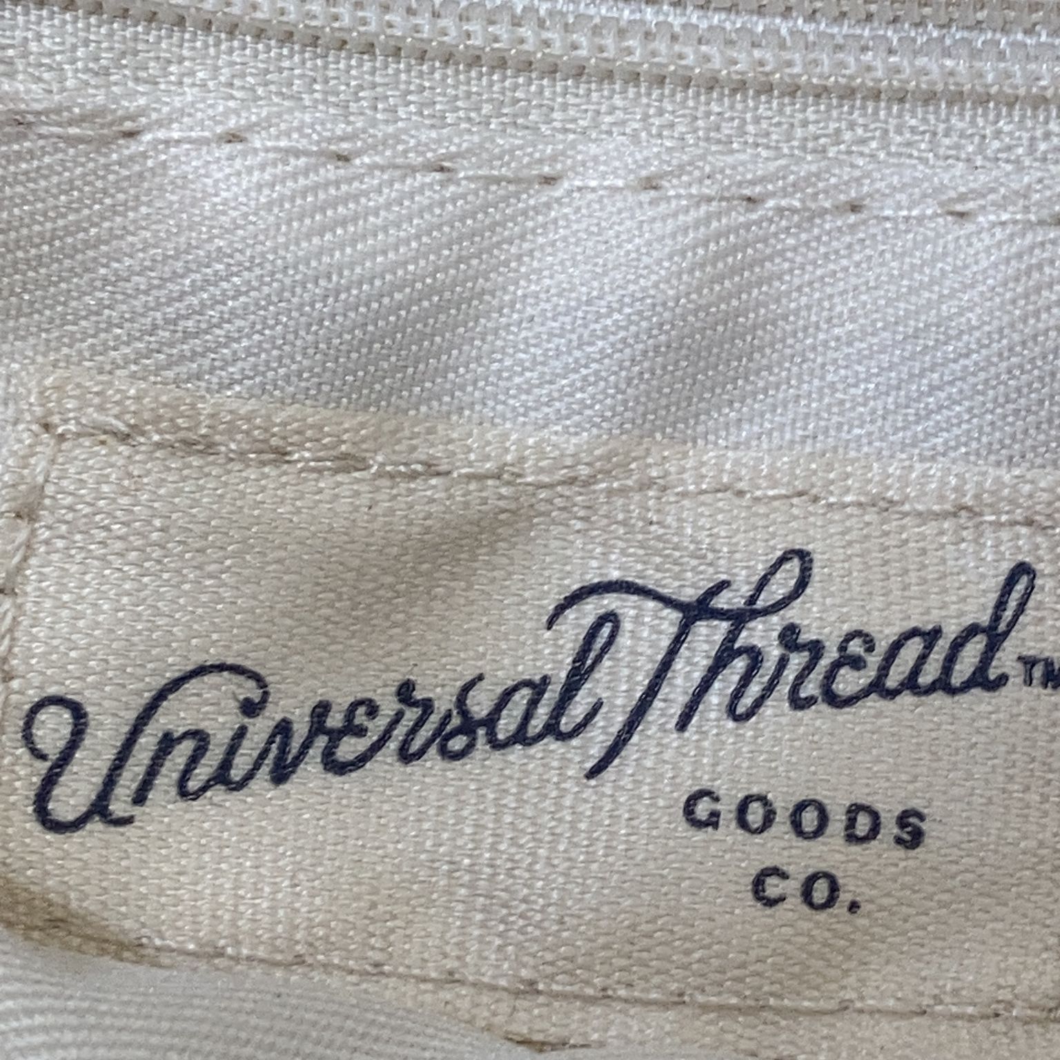 Universal Thread