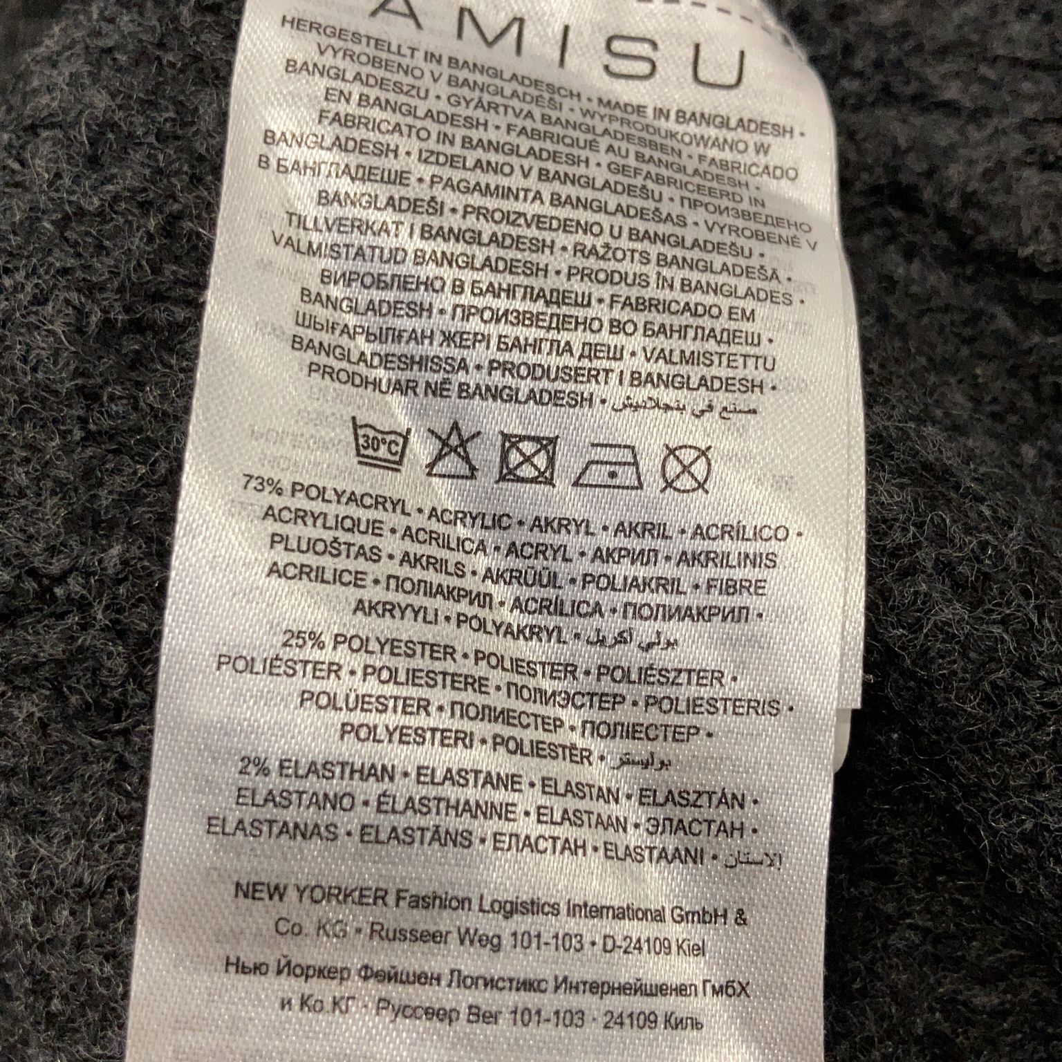 Amisu Knitwear