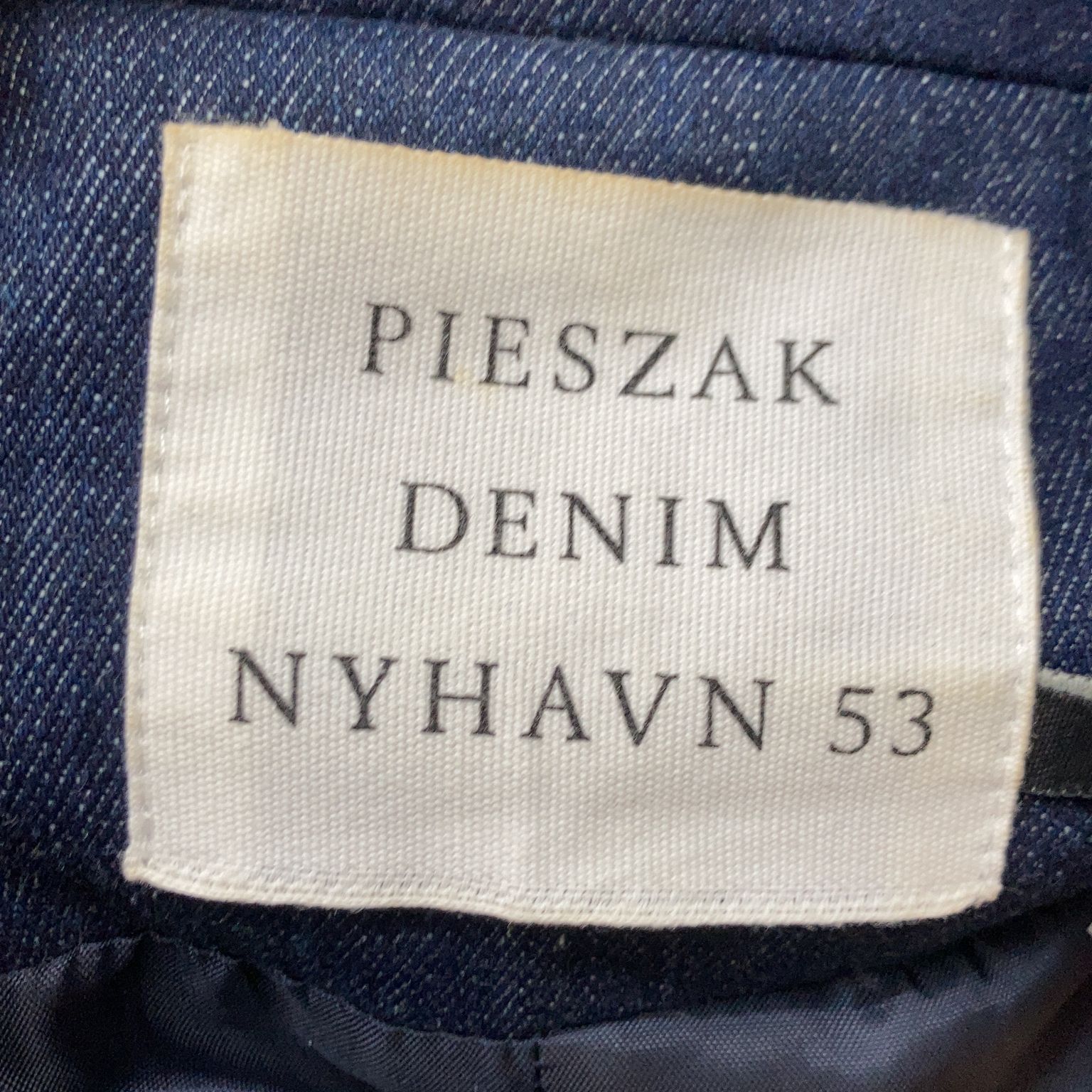 Pieszak Denim Nyavan 53