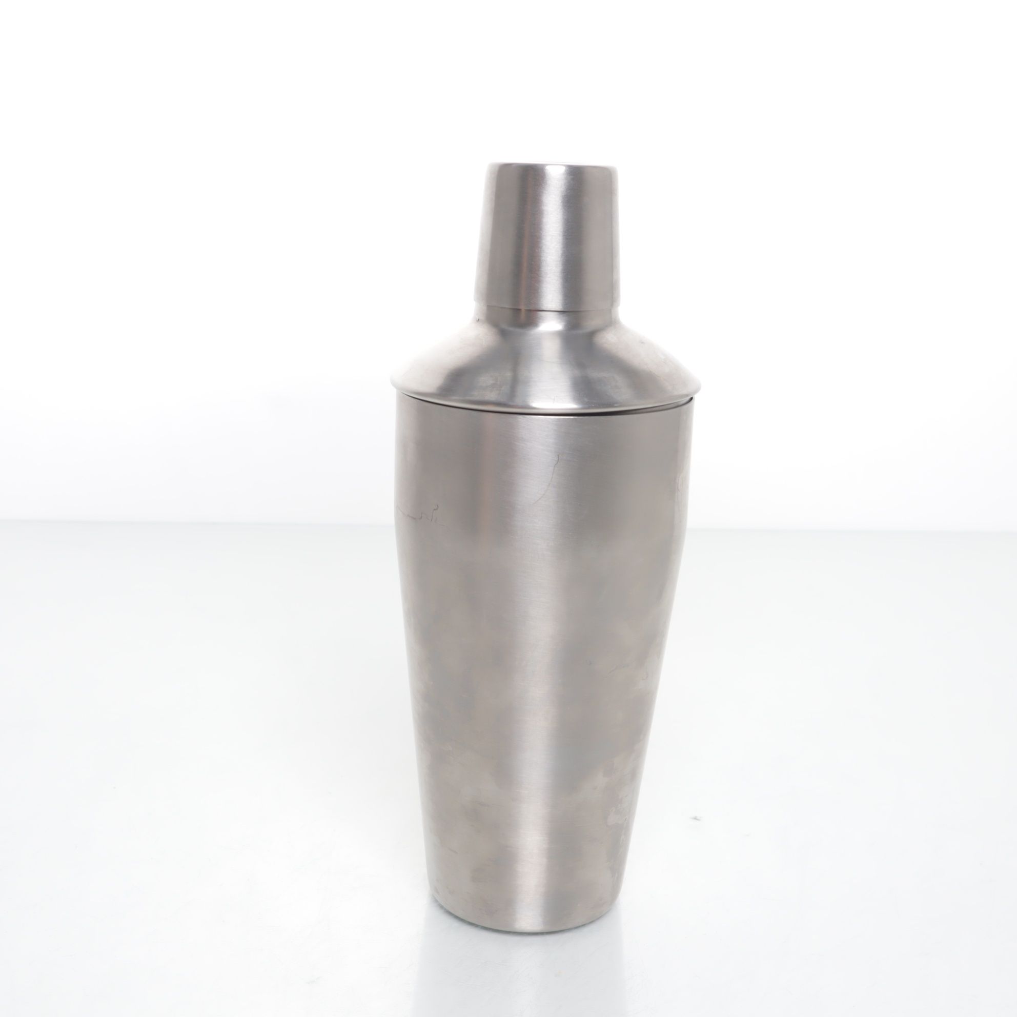 Cocktail shaker