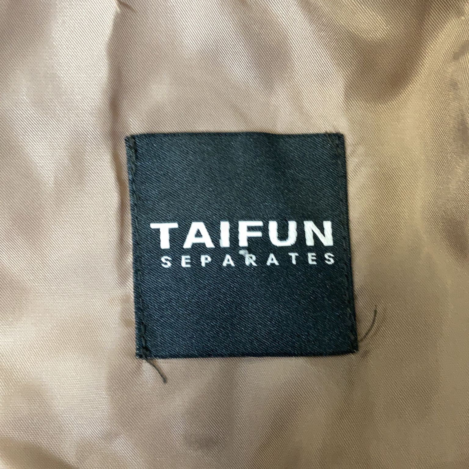 Taifun Separates