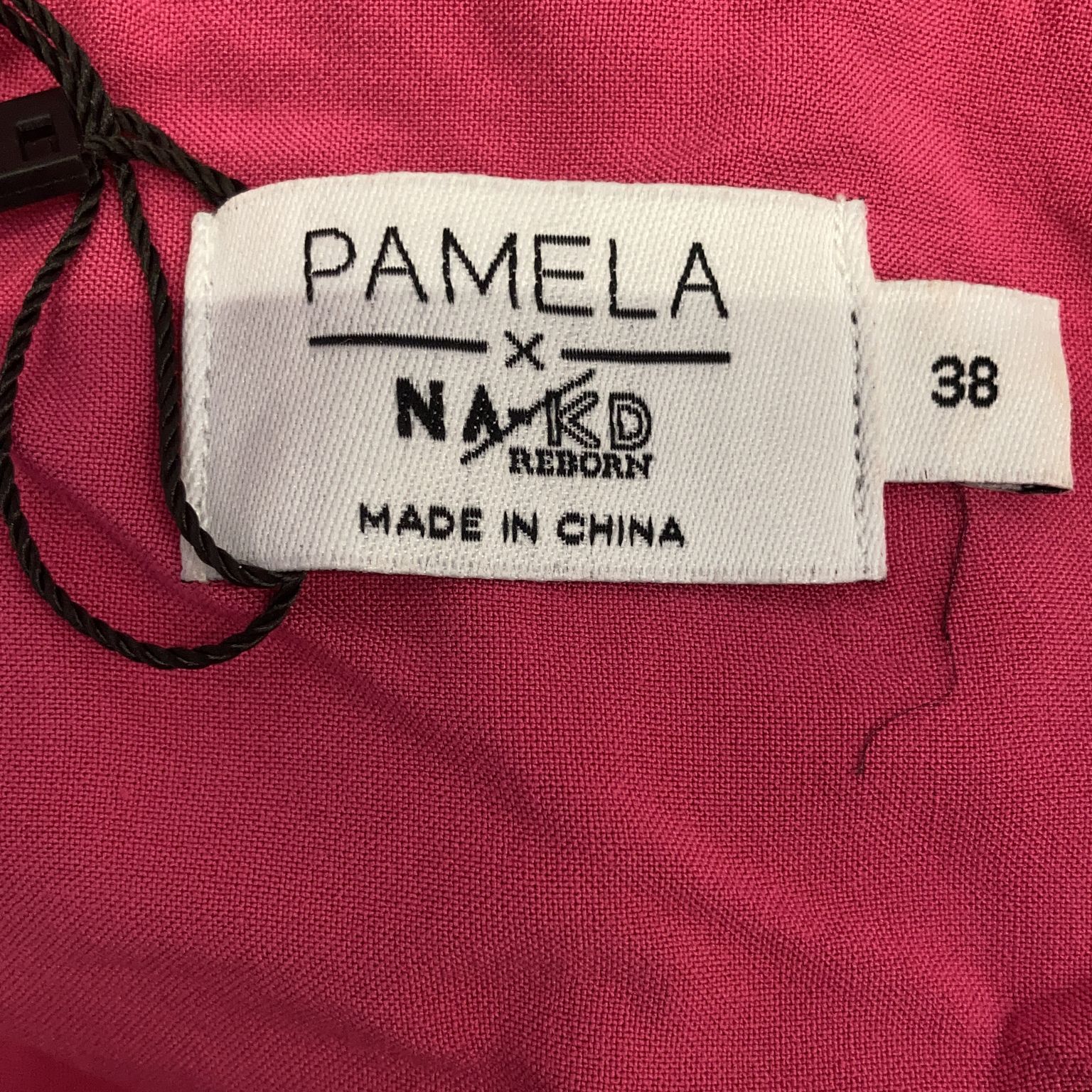 Pamela x NA-KD