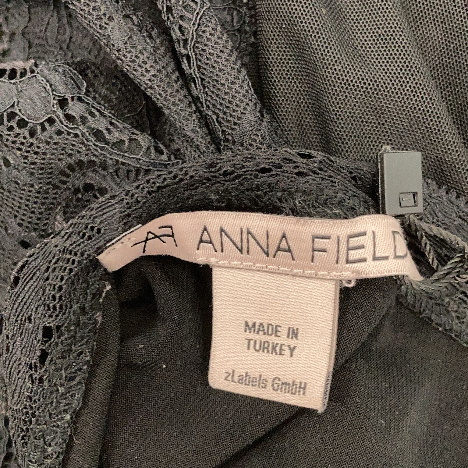 Anna Field