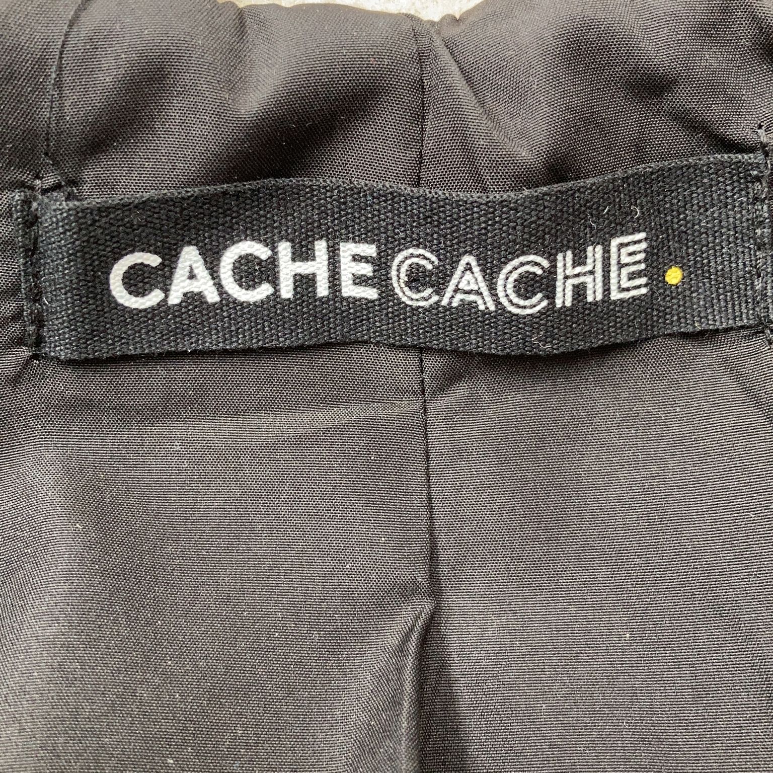 Cache Cache