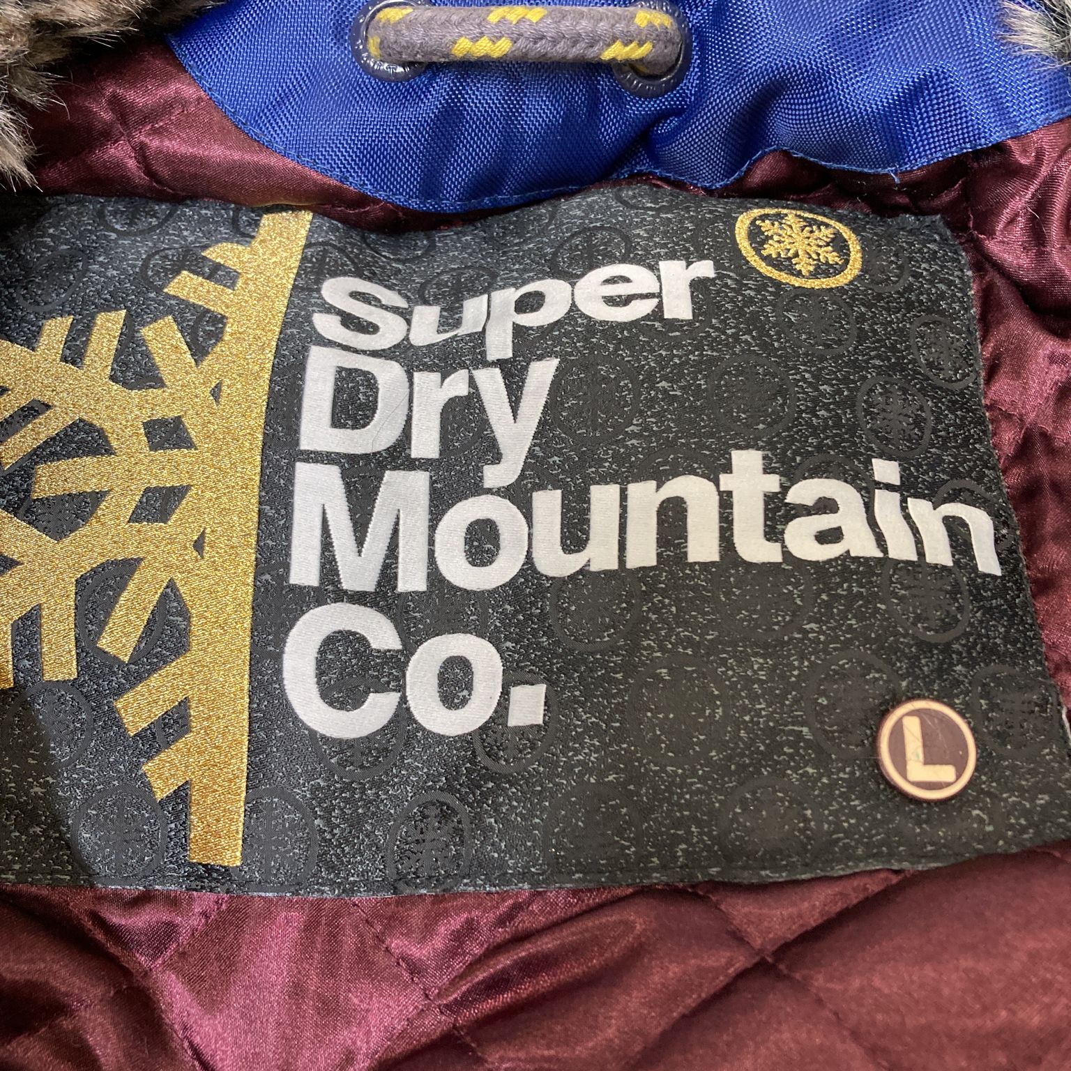 Superdry Mountain