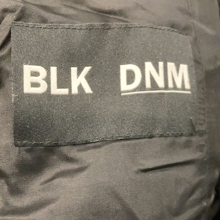 BLK DNM