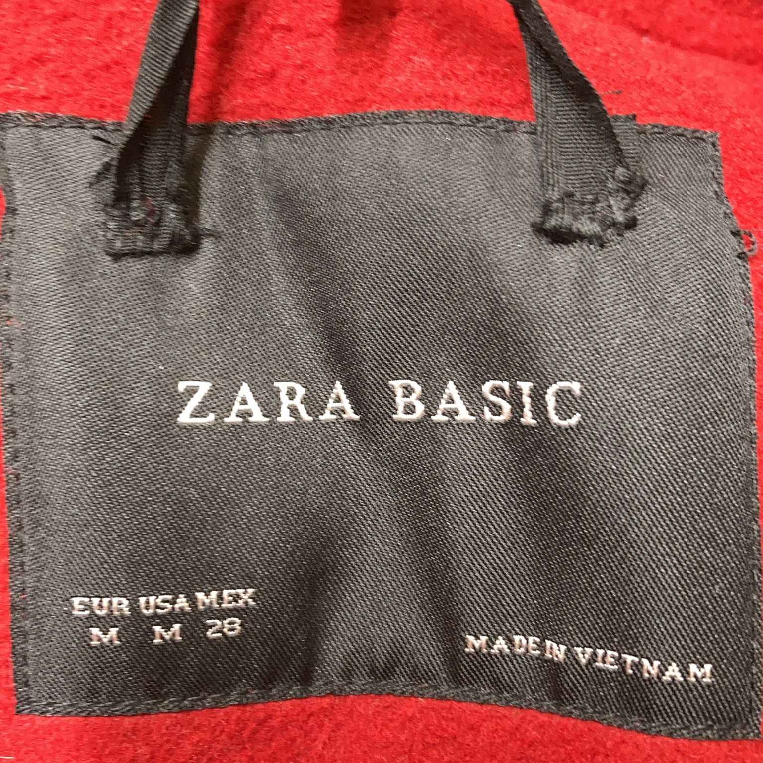 Zara Basic