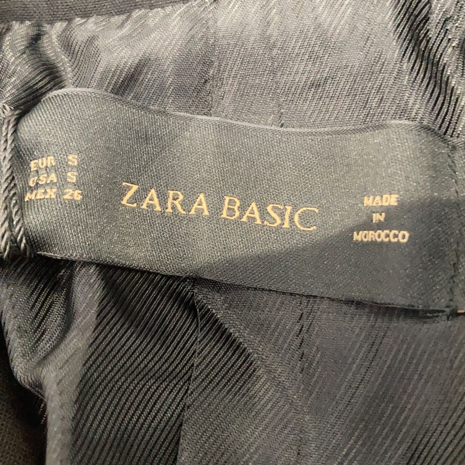 Zara Basic