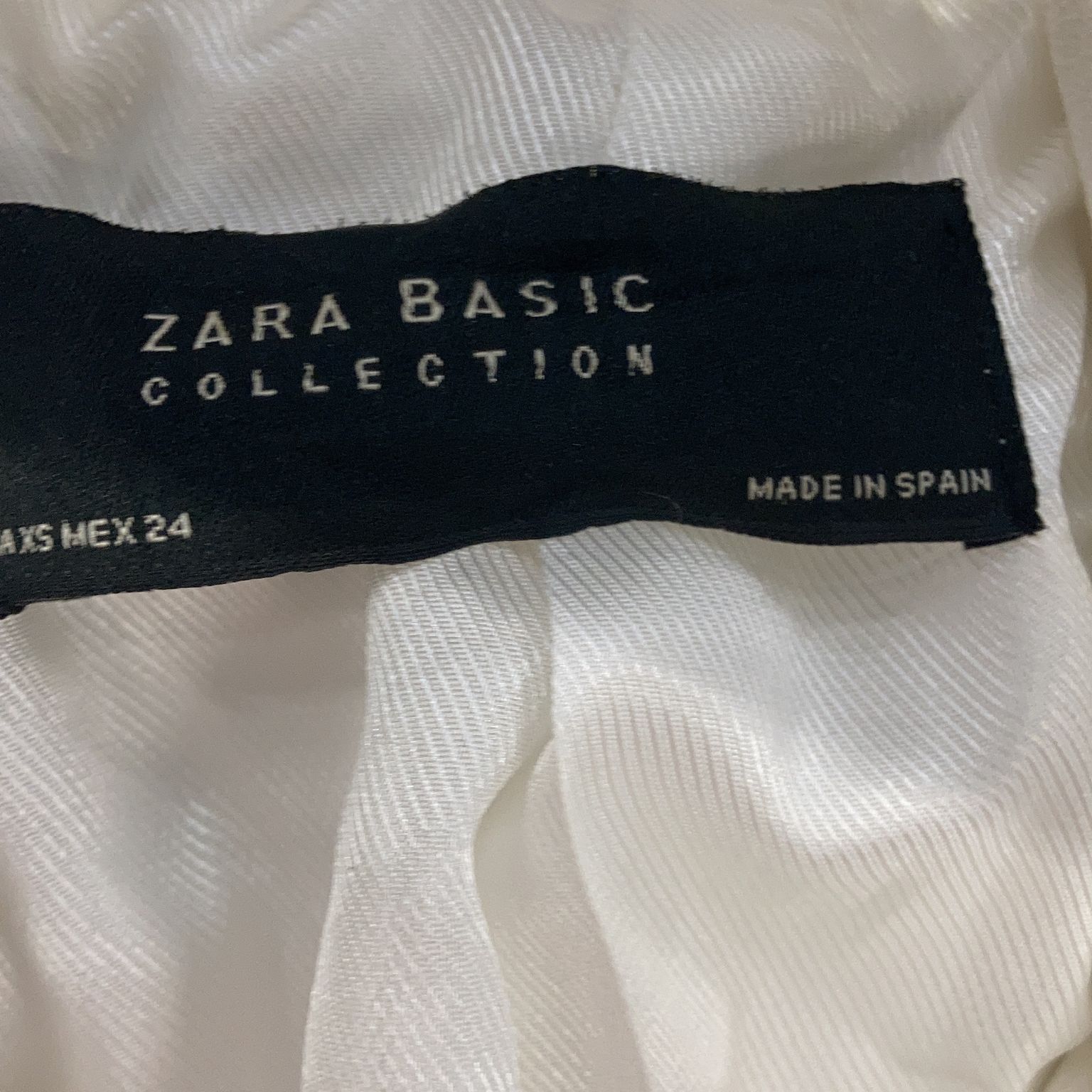 Zara Basic