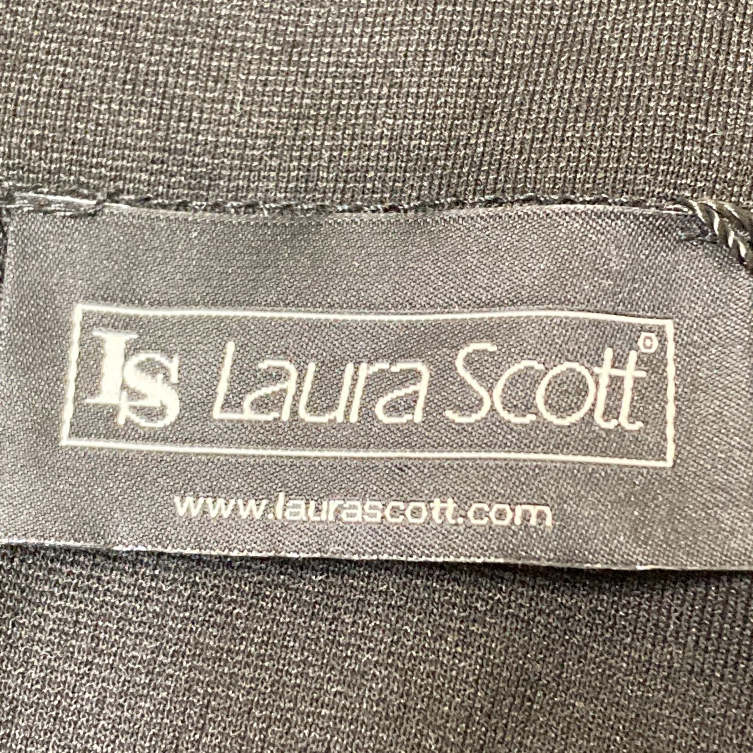 Laura Scott