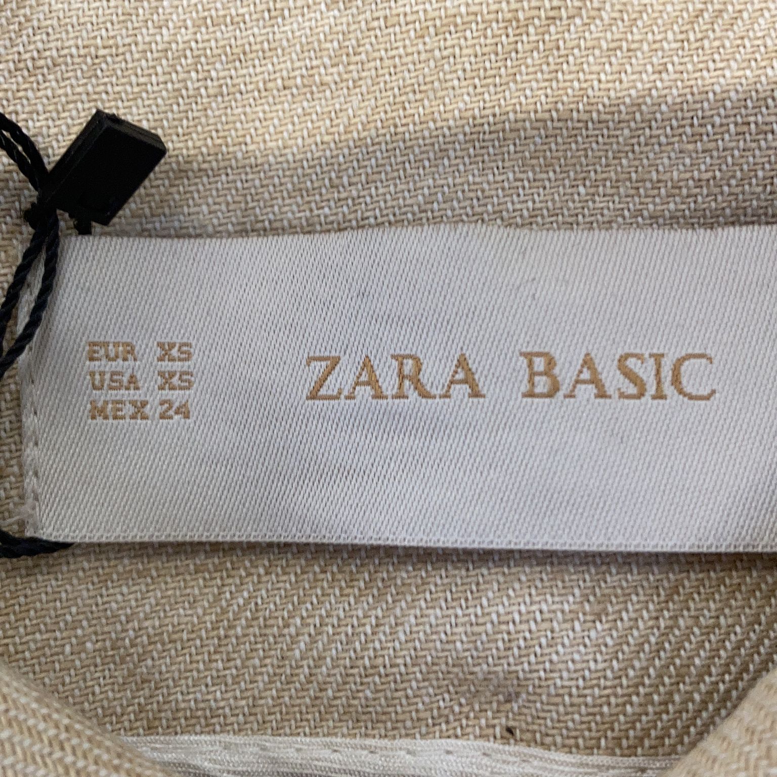 Zara Basic