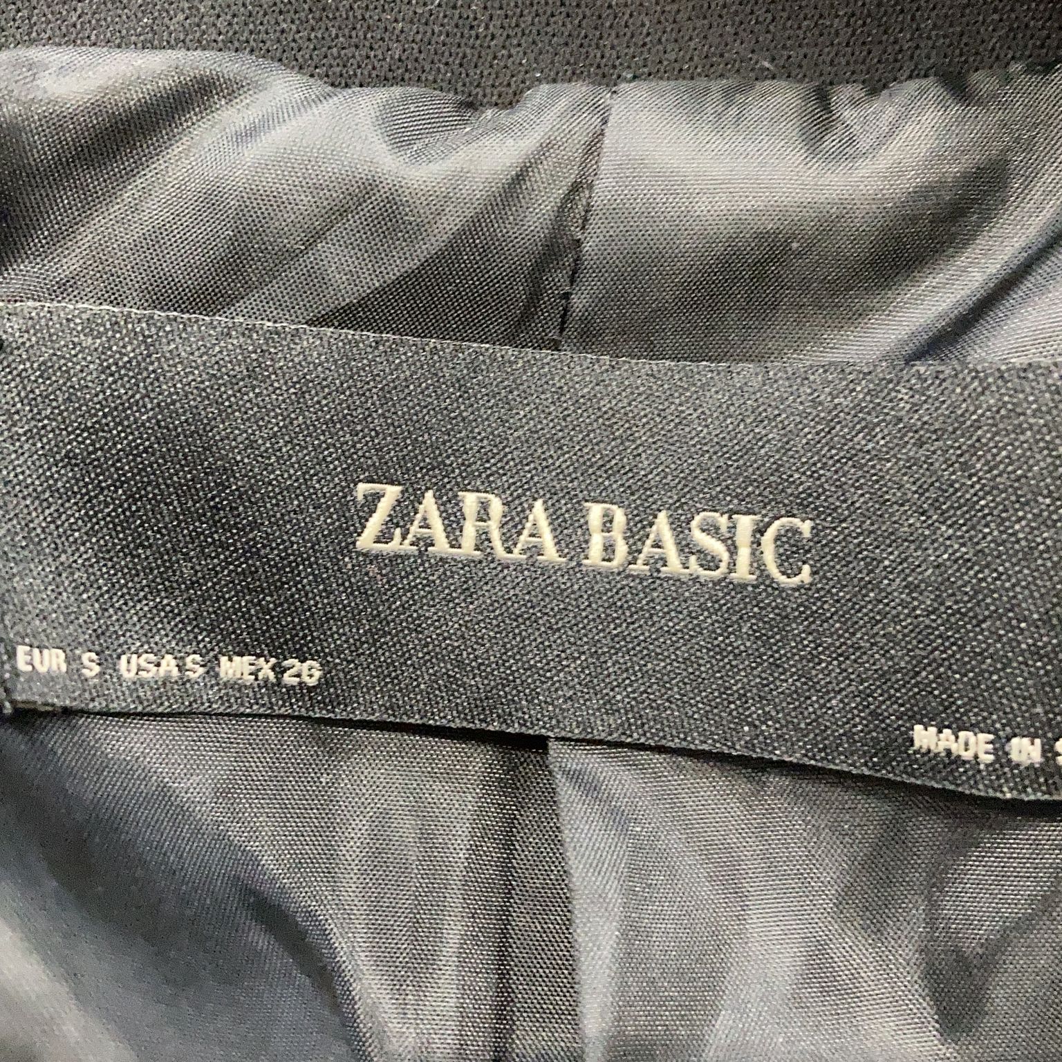 Zara Basic