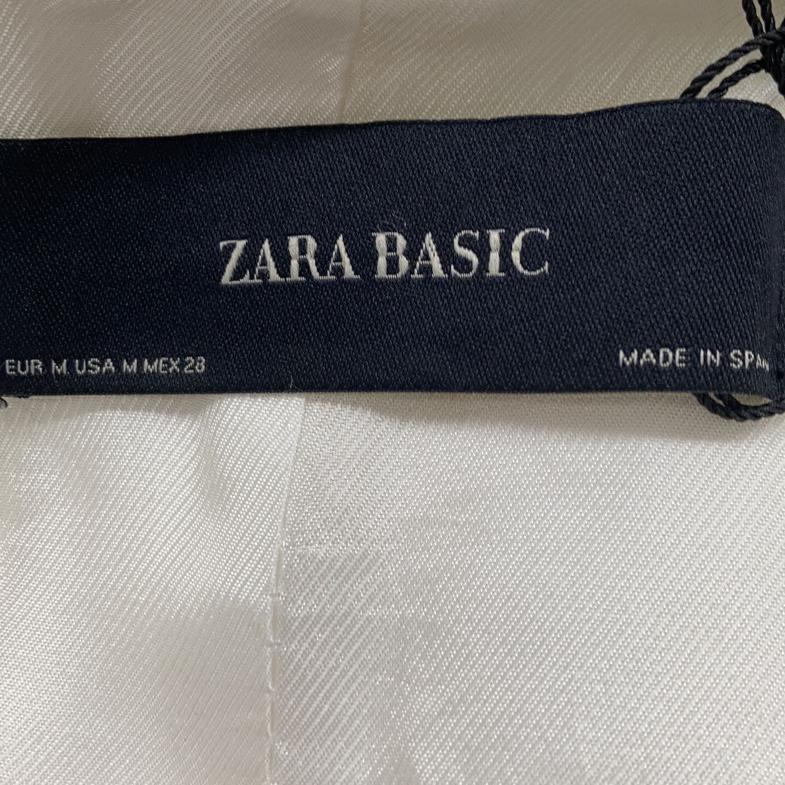 Zara Basic