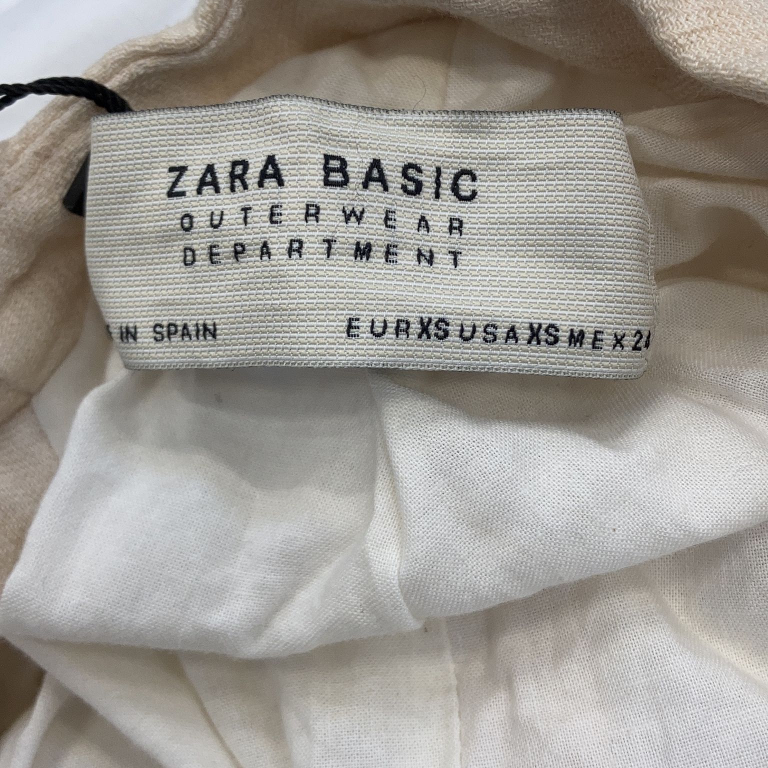 Zara Basic