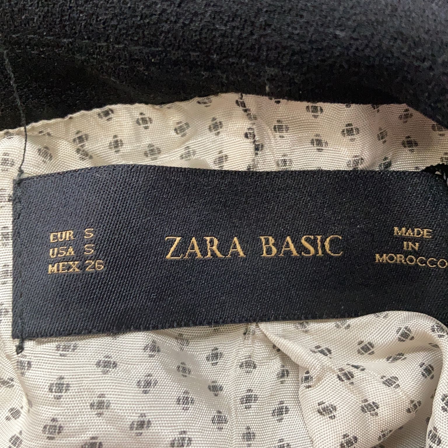 Zara Basic