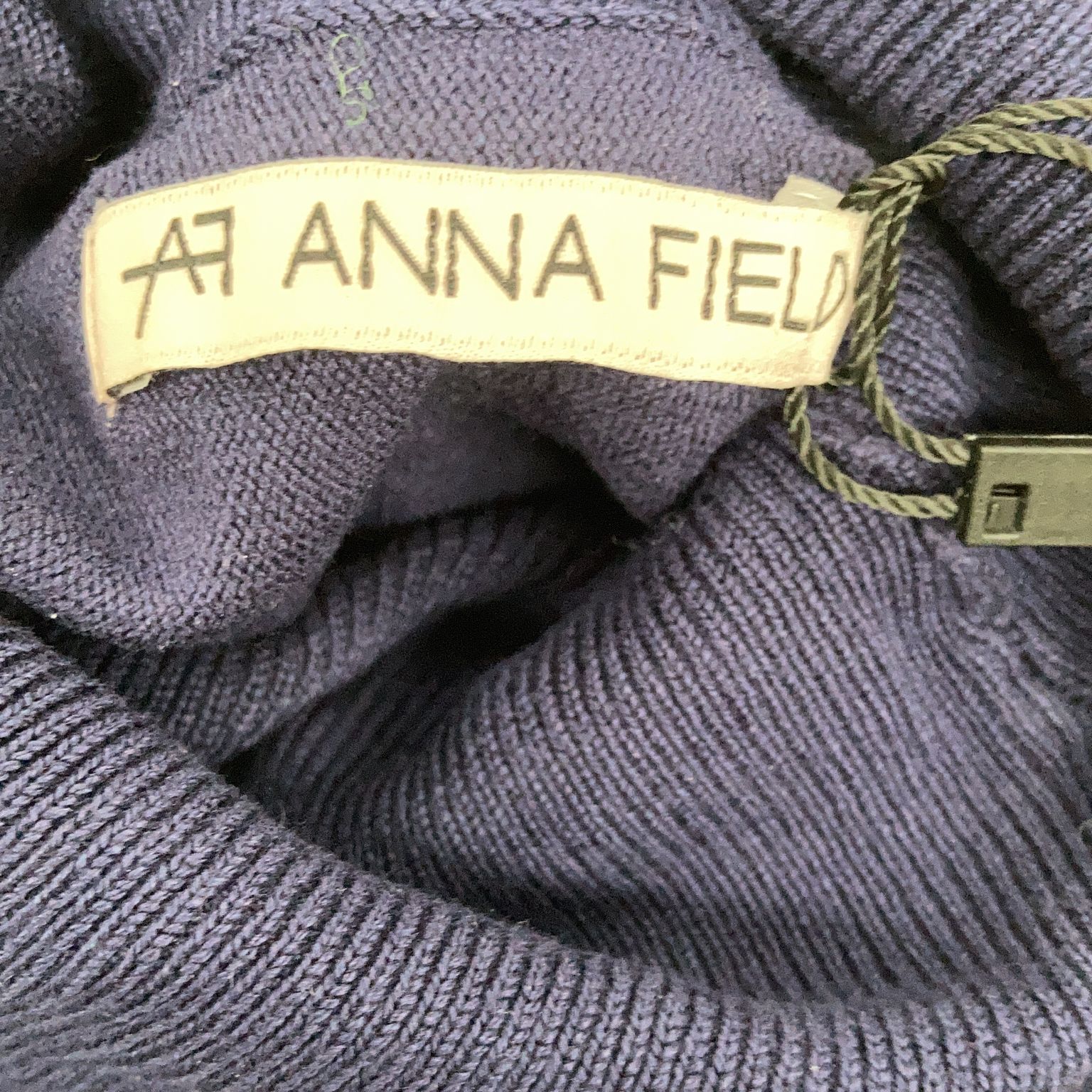 Anna Field