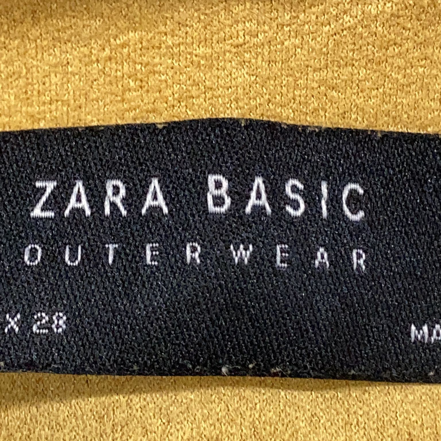 Zara Basic