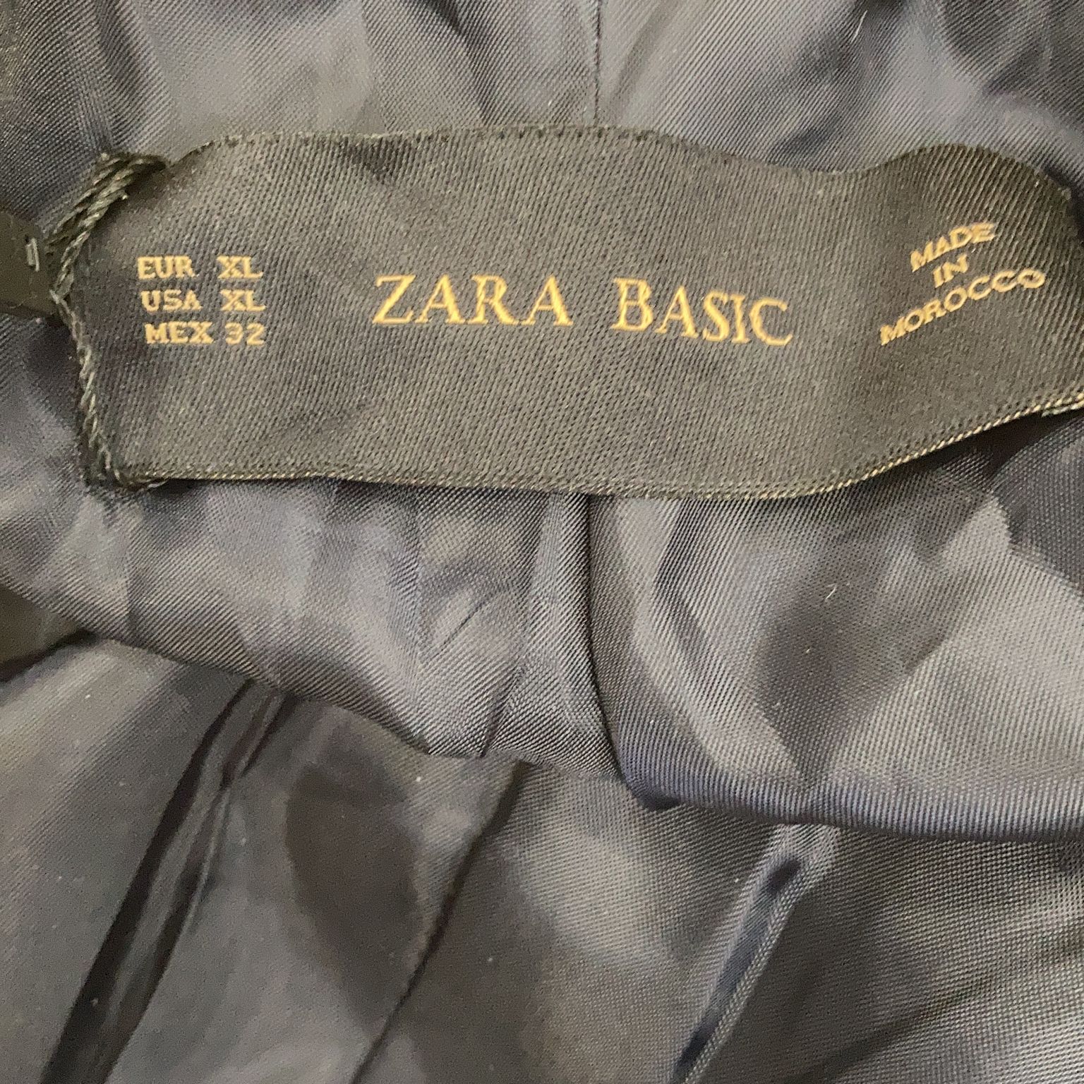 Zara Basic