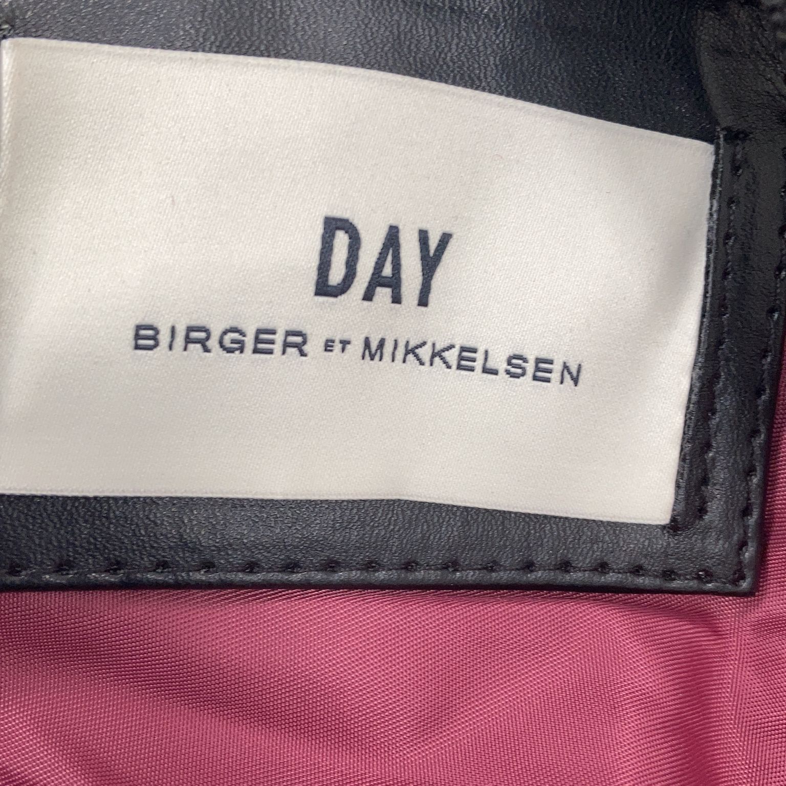 DAY Birger et Mikkelsen