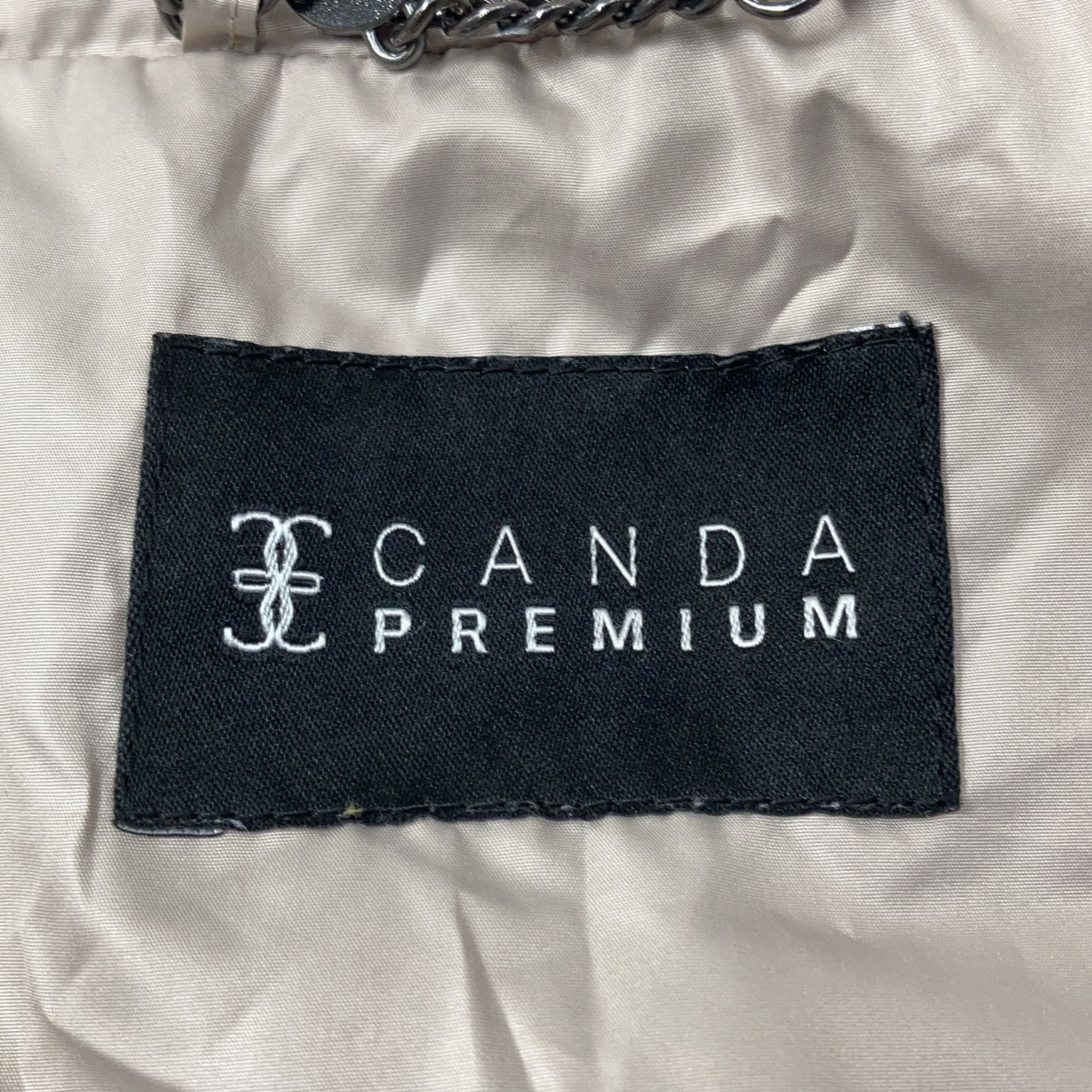 Canada Premium