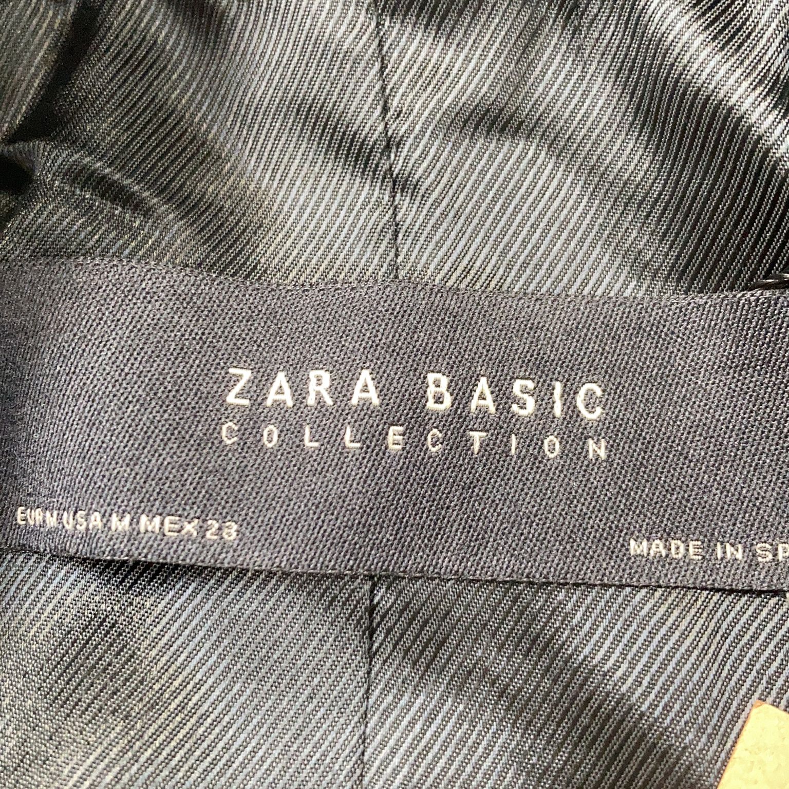 Zara Basic