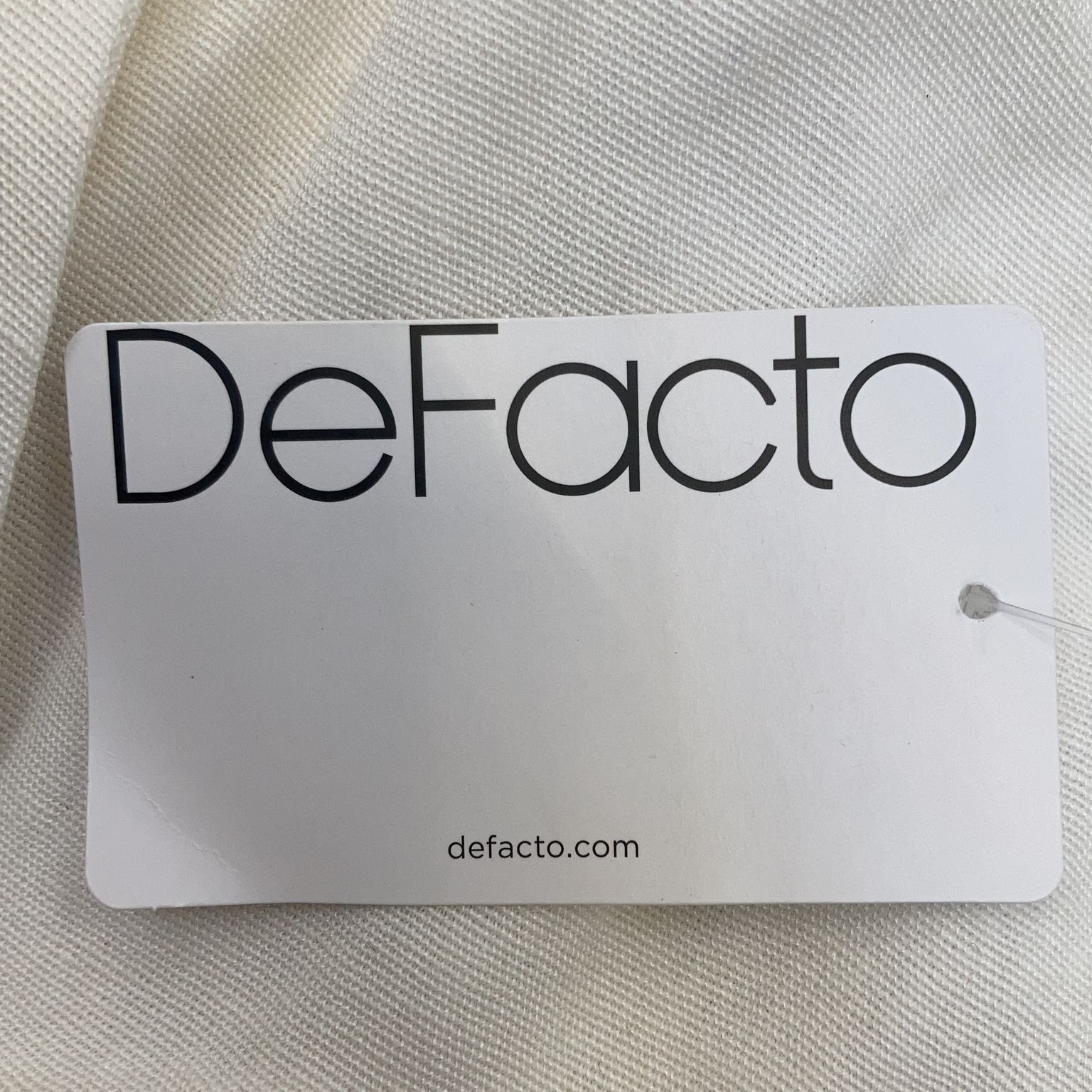 DeFacto