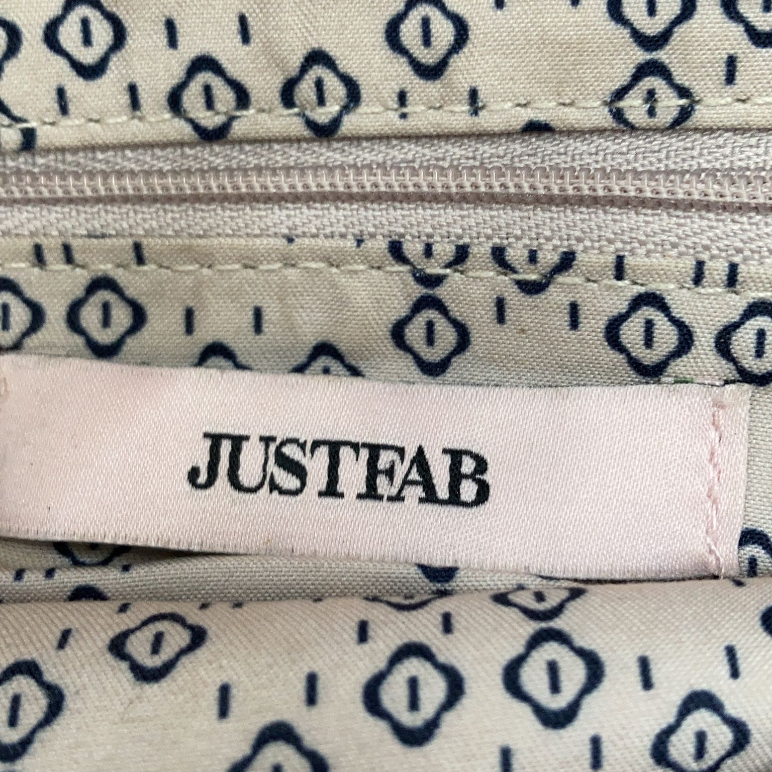 JustFab