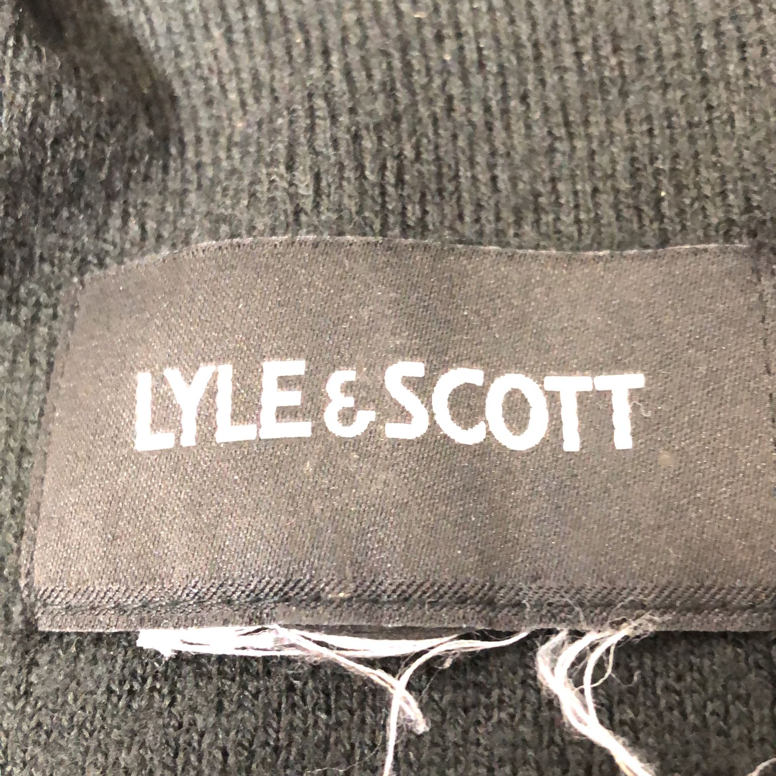 Lyle  Scott