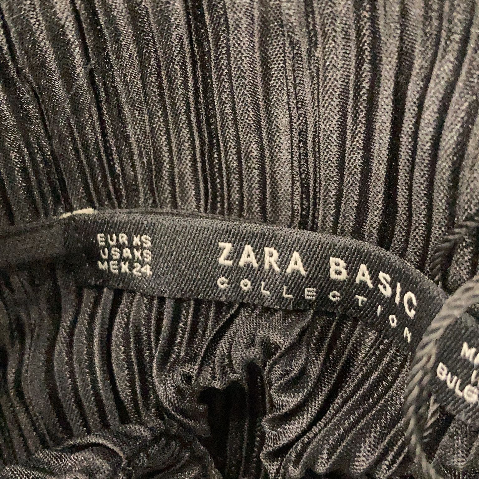 Zara Basic