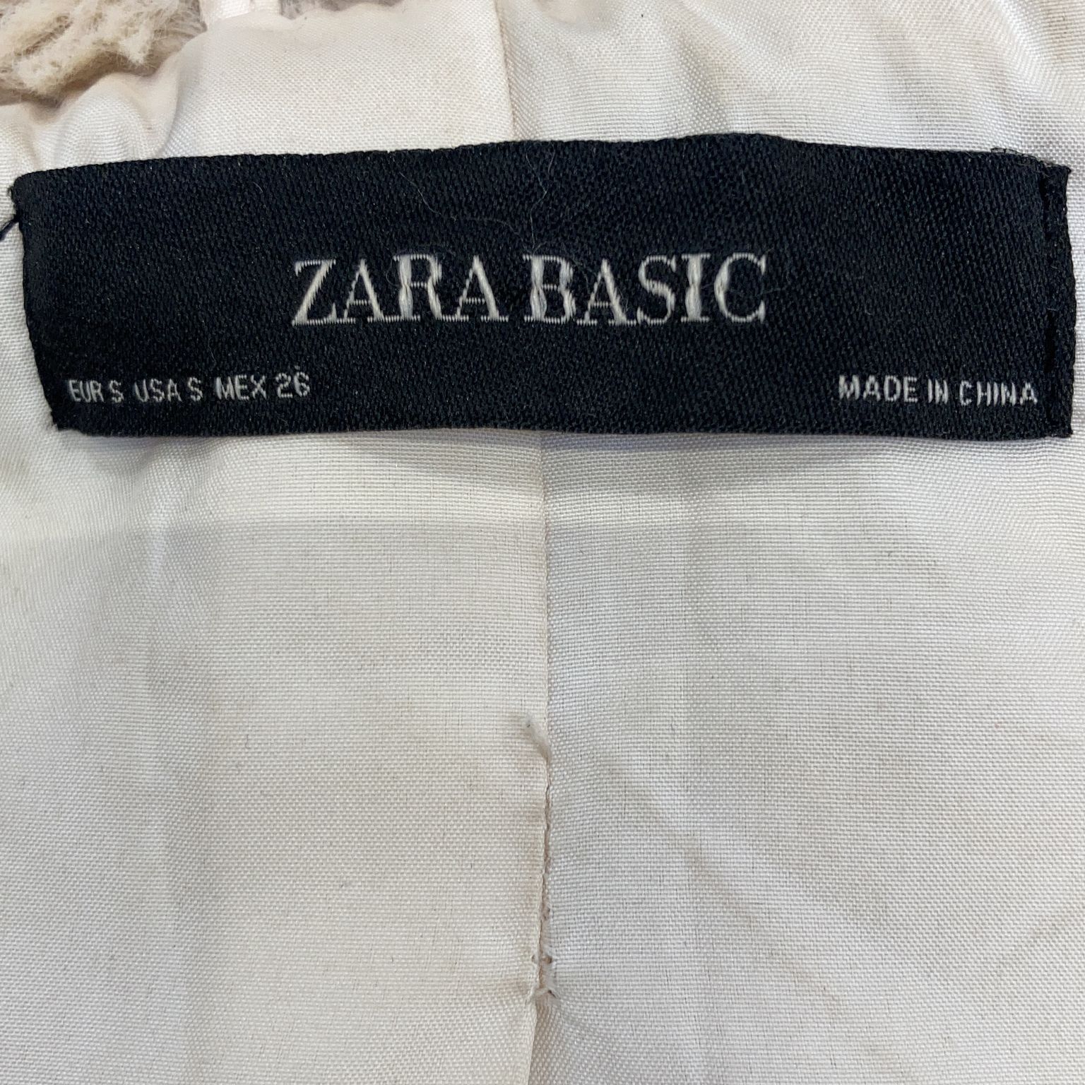 Zara Basic