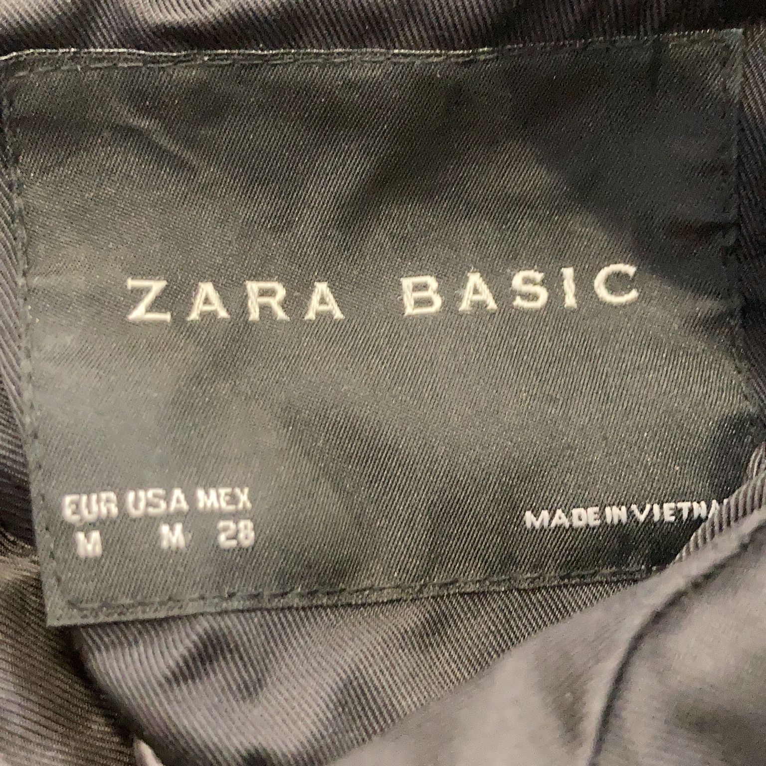 Zara Basic